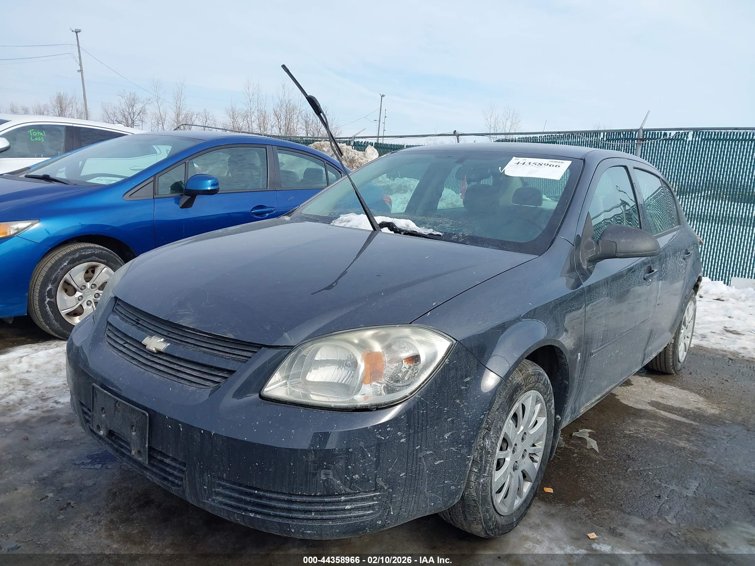 CHEVROLET COBALT image 2