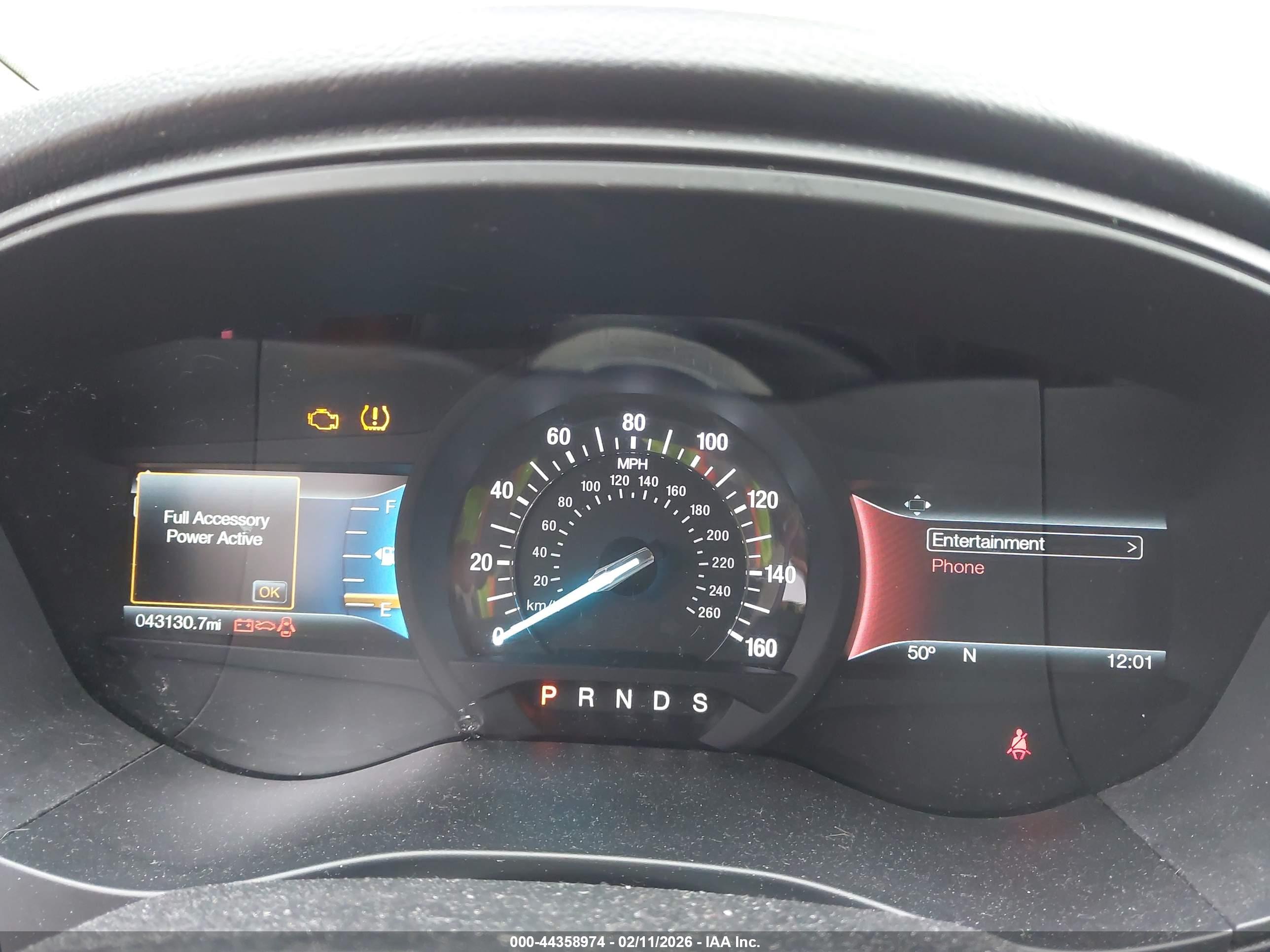 FORD FUSION image 7