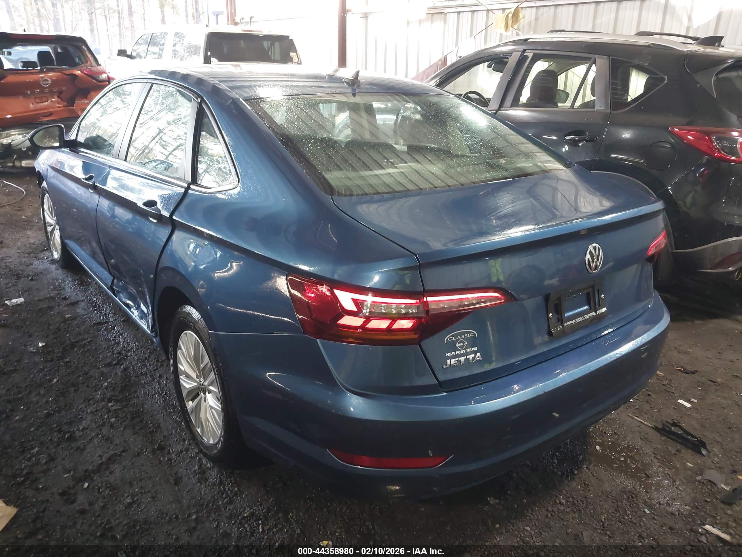 VOLKSWAGEN JETTA image 3