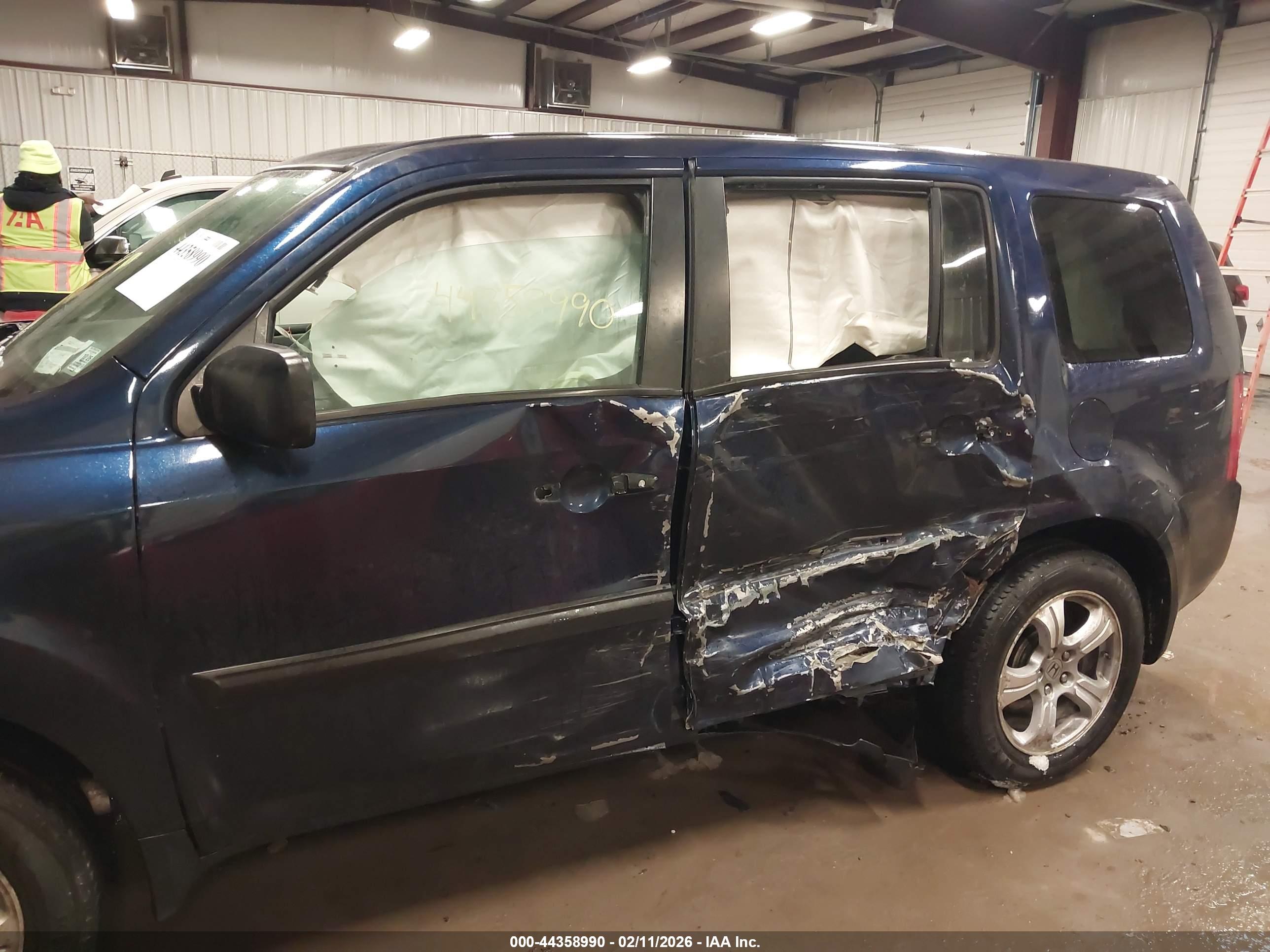 HONDA PILOT image 6