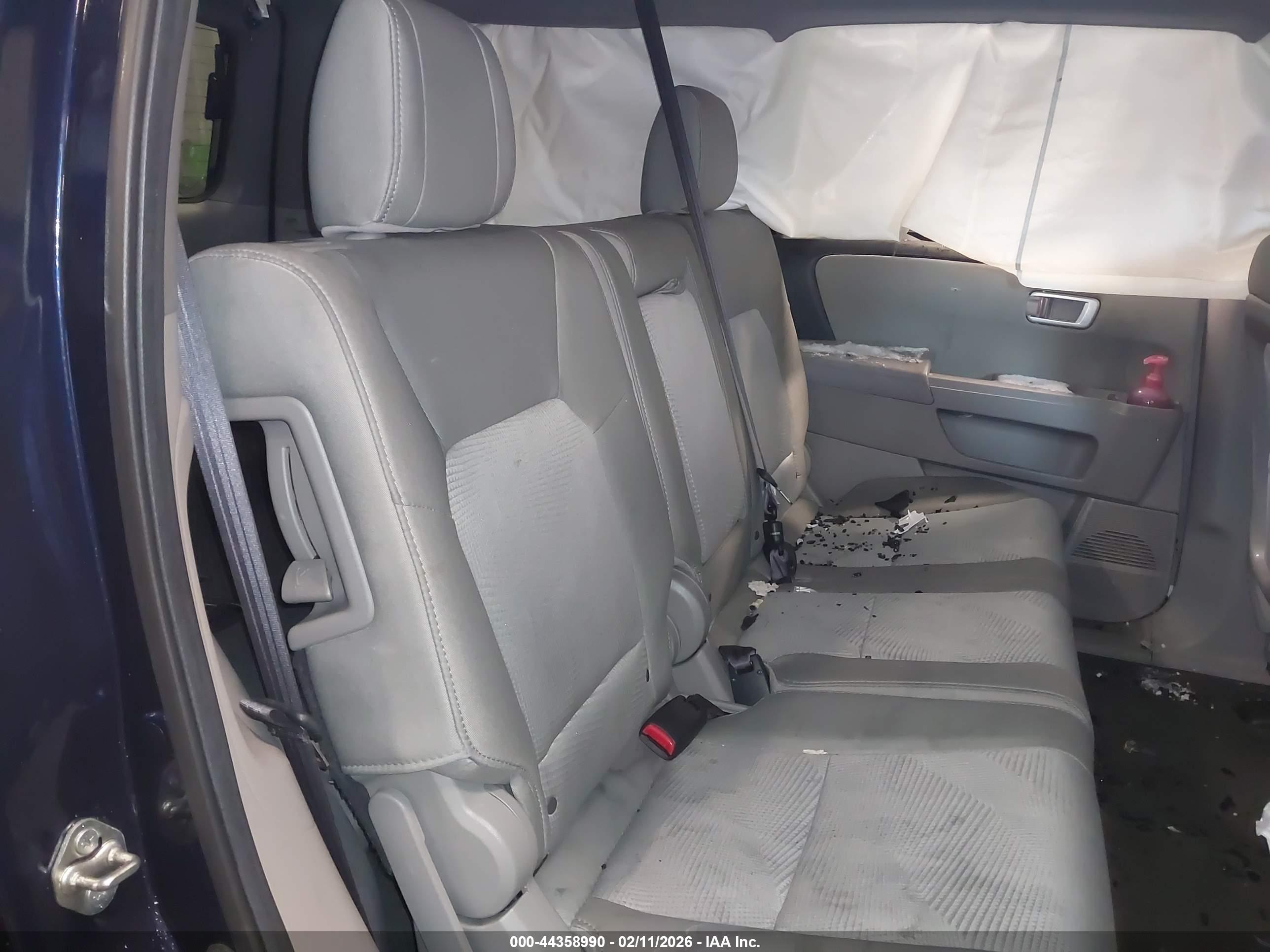 HONDA PILOT image 8