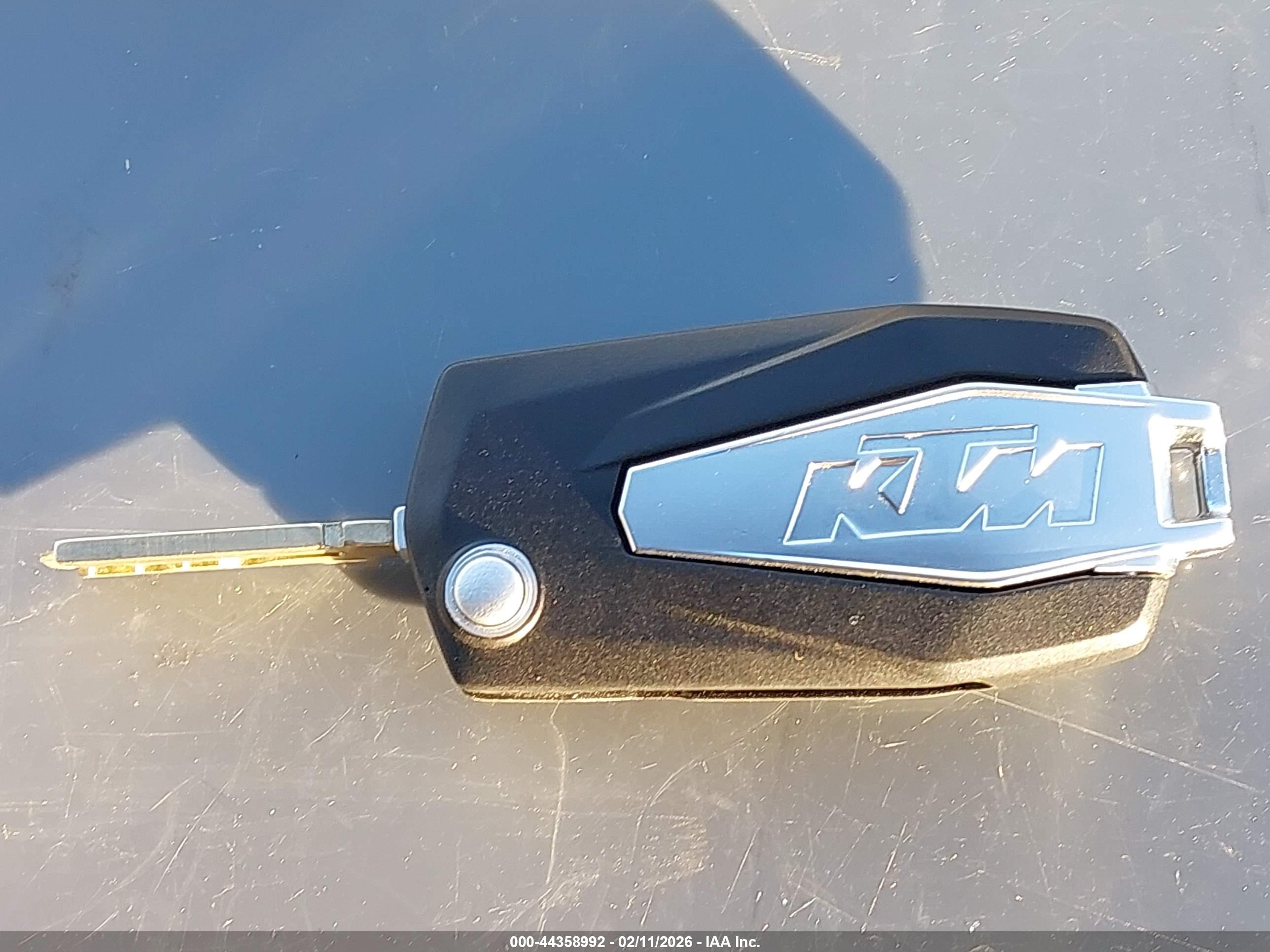 KTM 1290 image 11