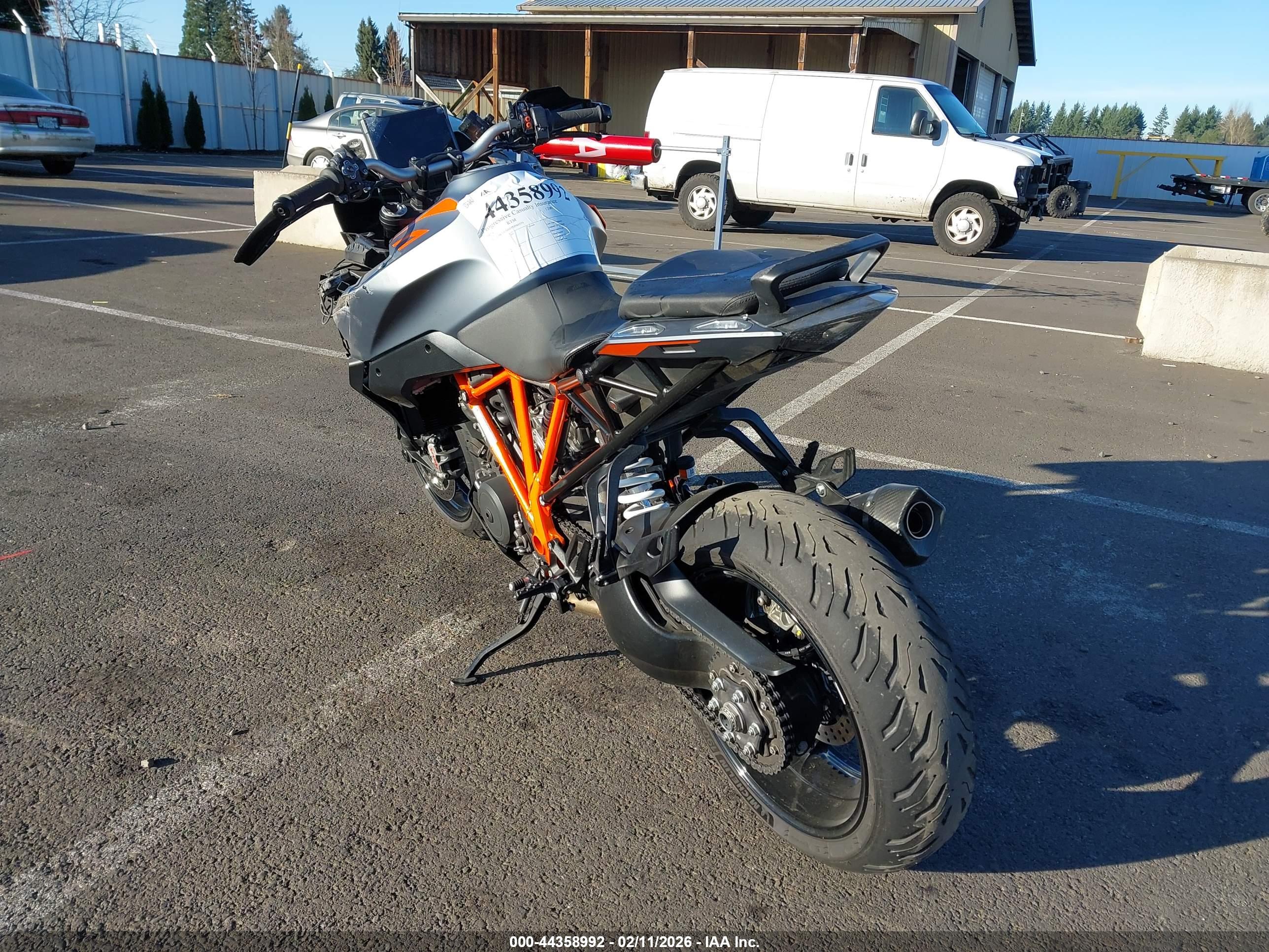 KTM 1290 image 3