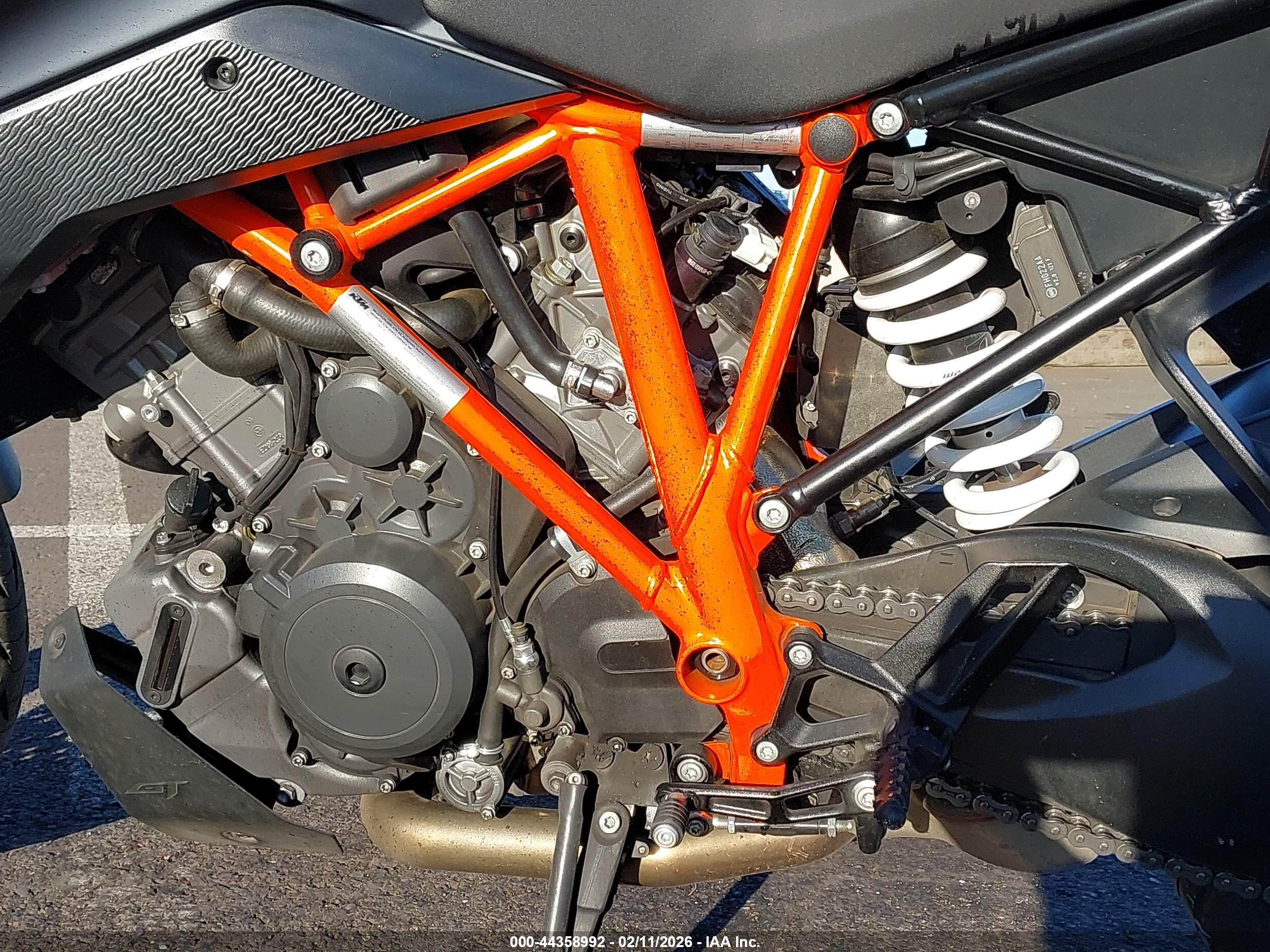 KTM 1290 image 9