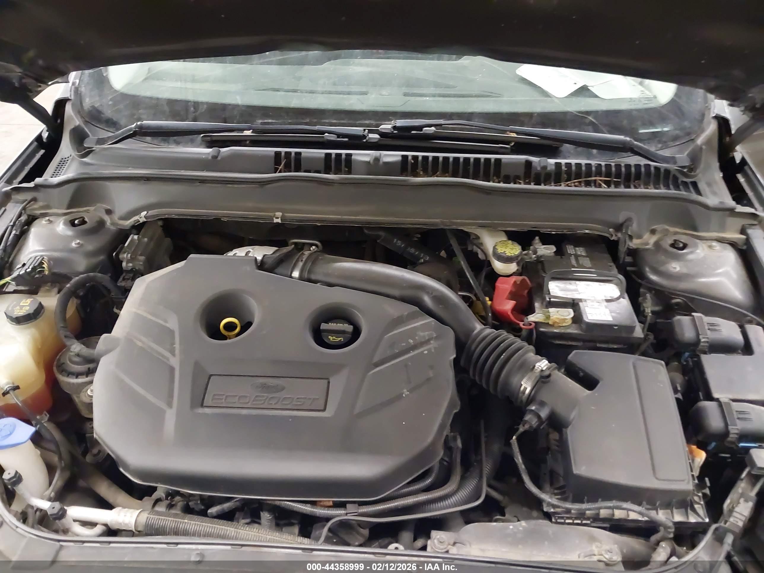 FORD FUSION image 10