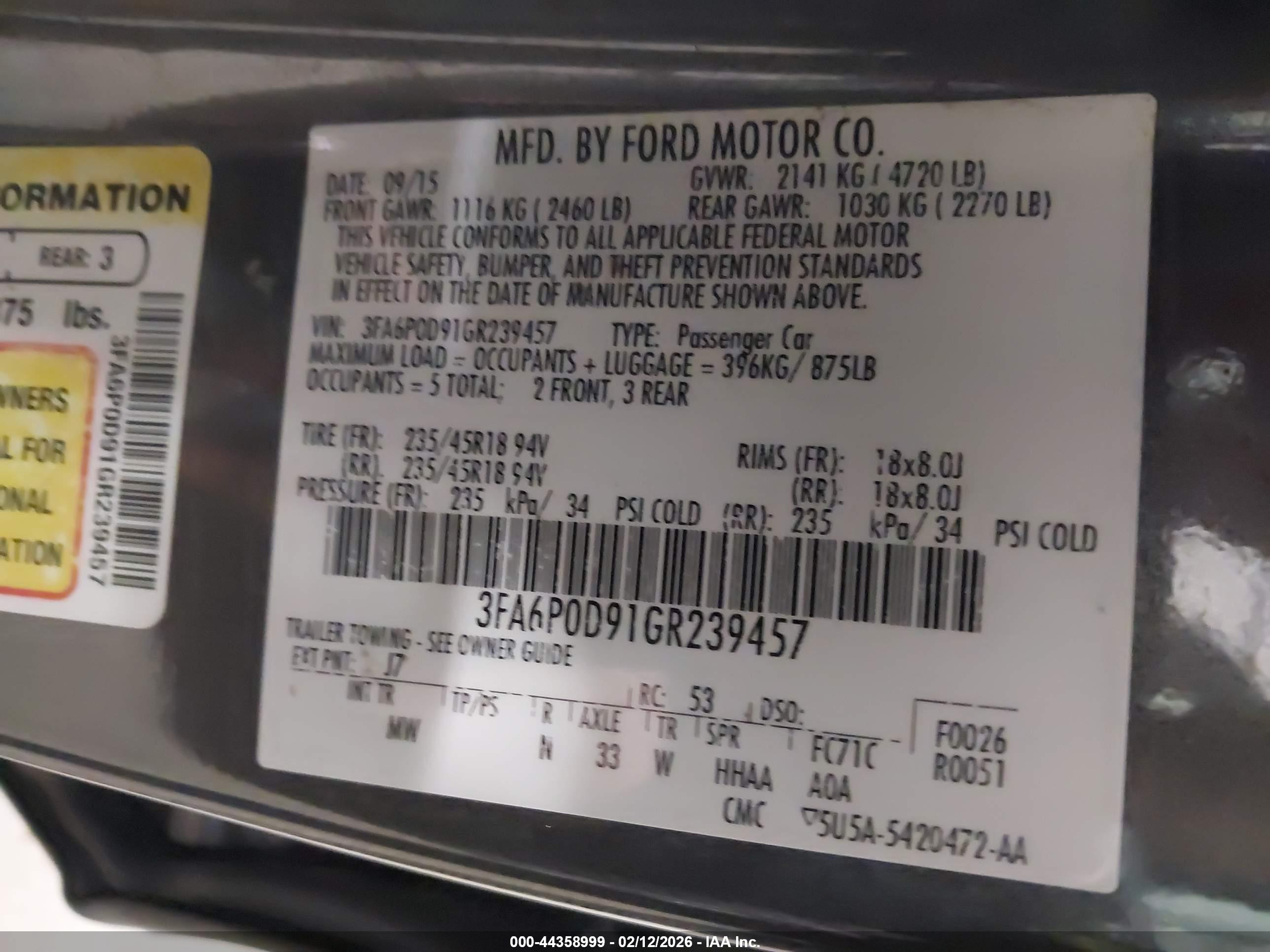 FORD FUSION image 9