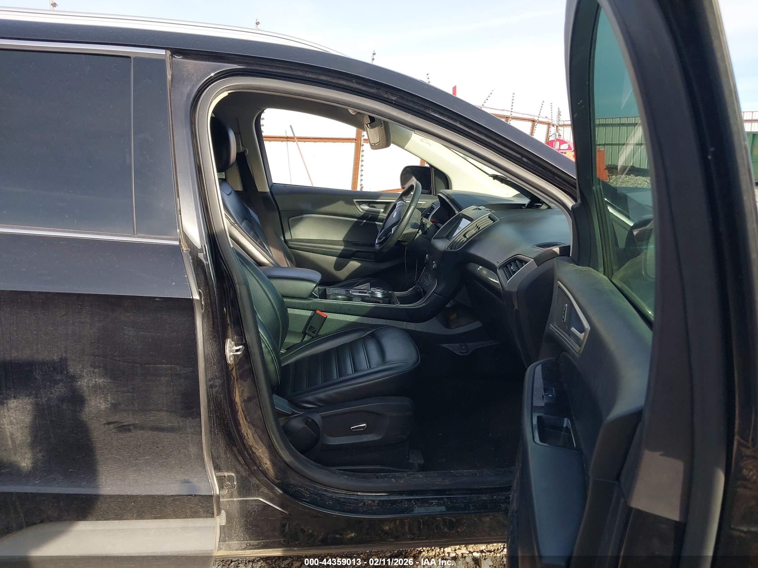 FORD EDGE image 5