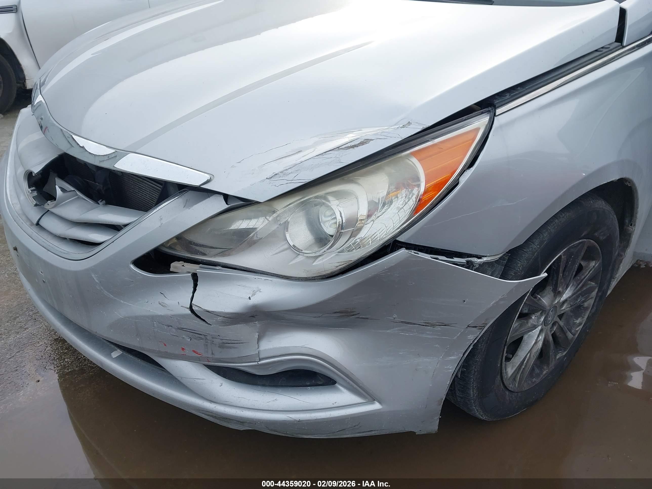 HYUNDAI SONATA image 6