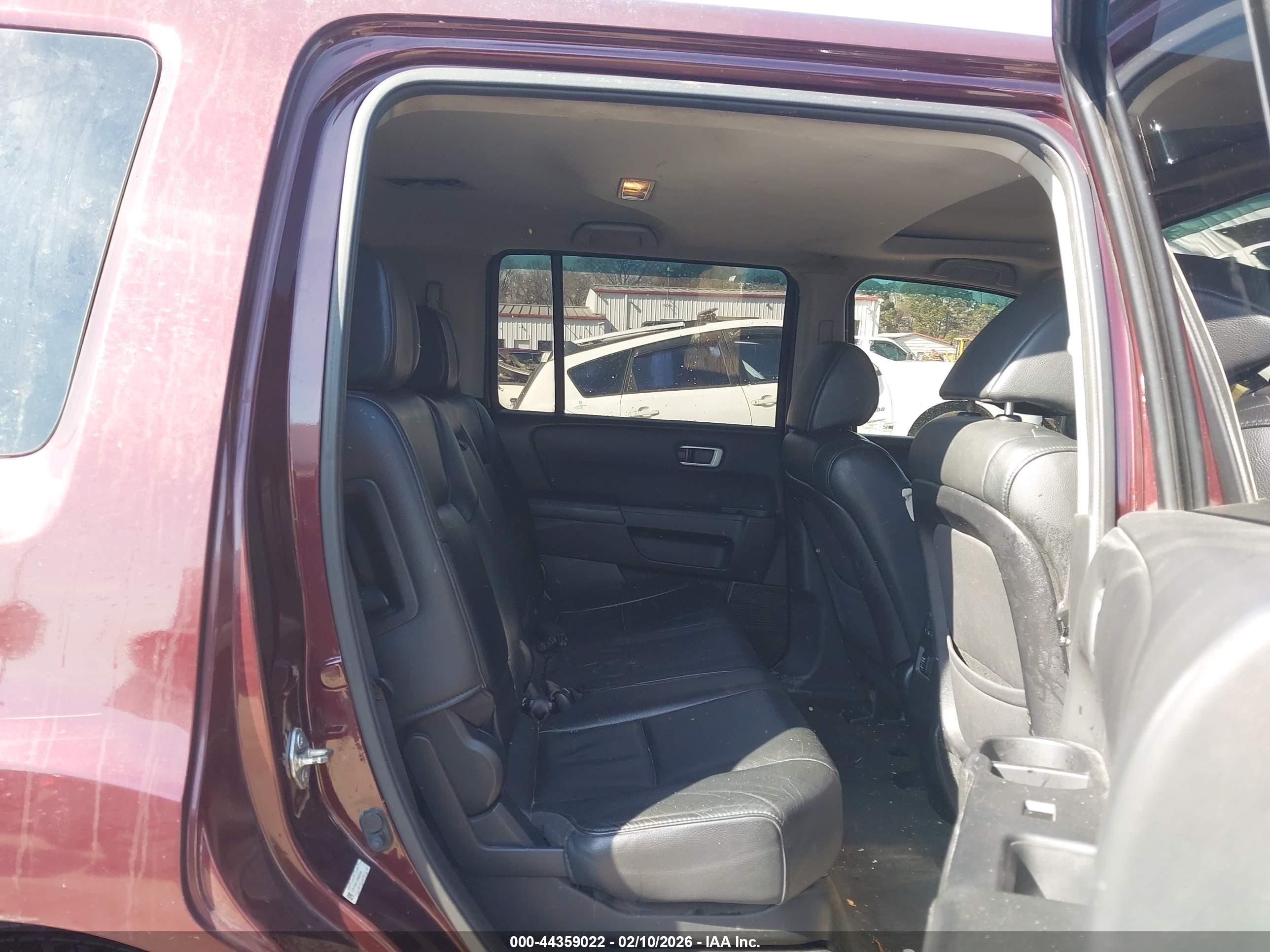 HONDA PILOT image 8