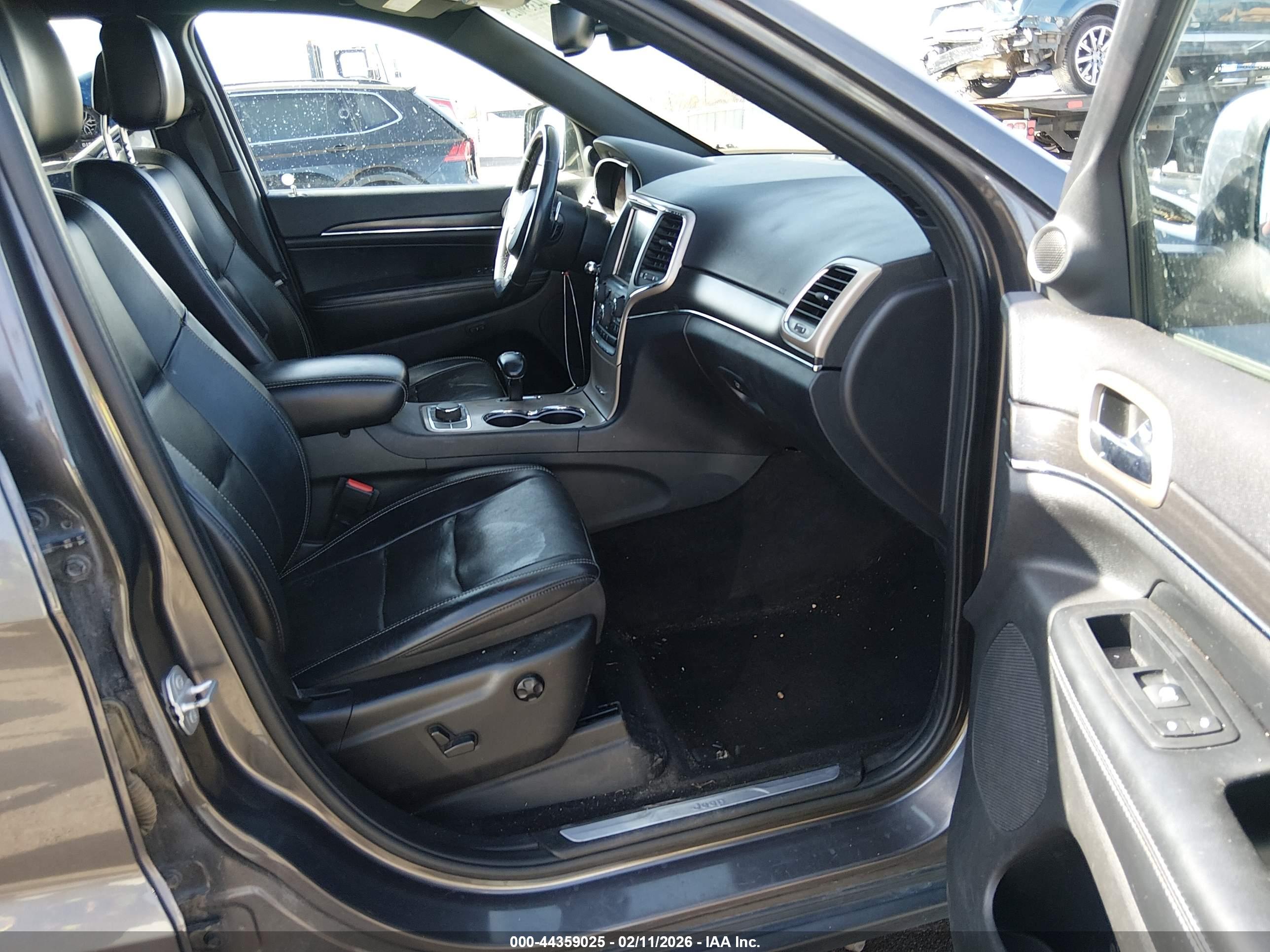 JEEP GRAND image 5