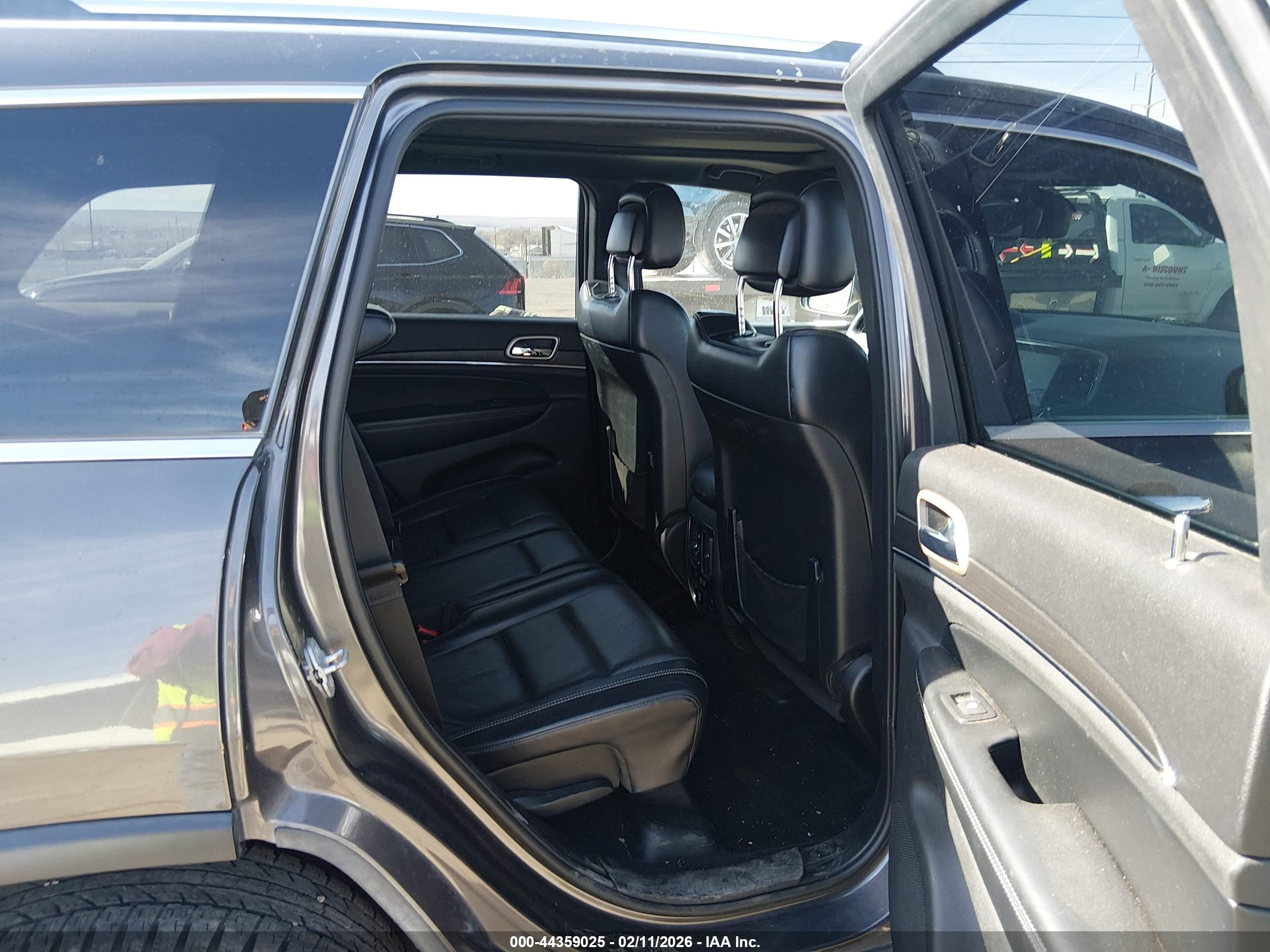 JEEP GRAND image 8