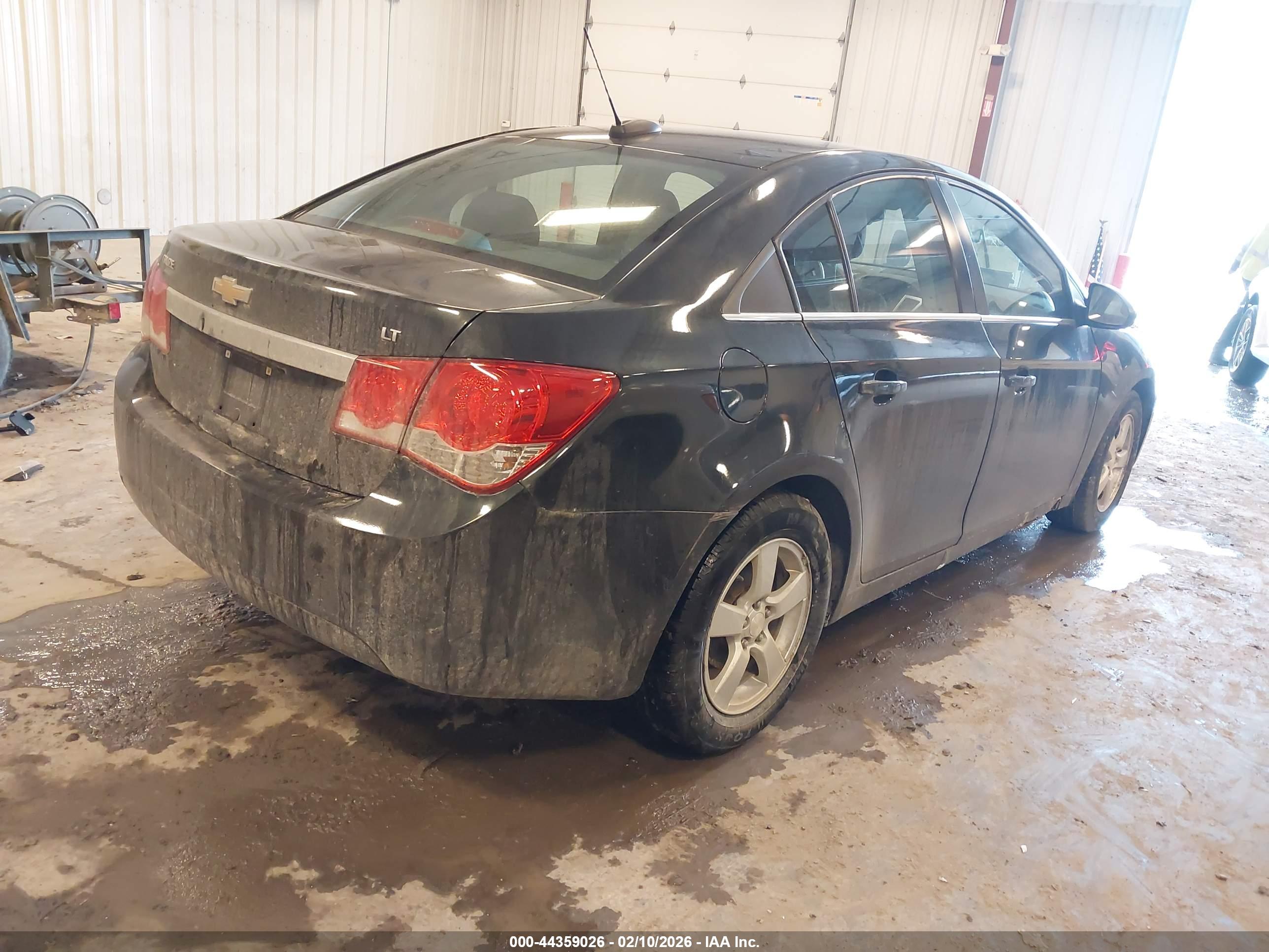 CHEVROLET CRUZE image 4