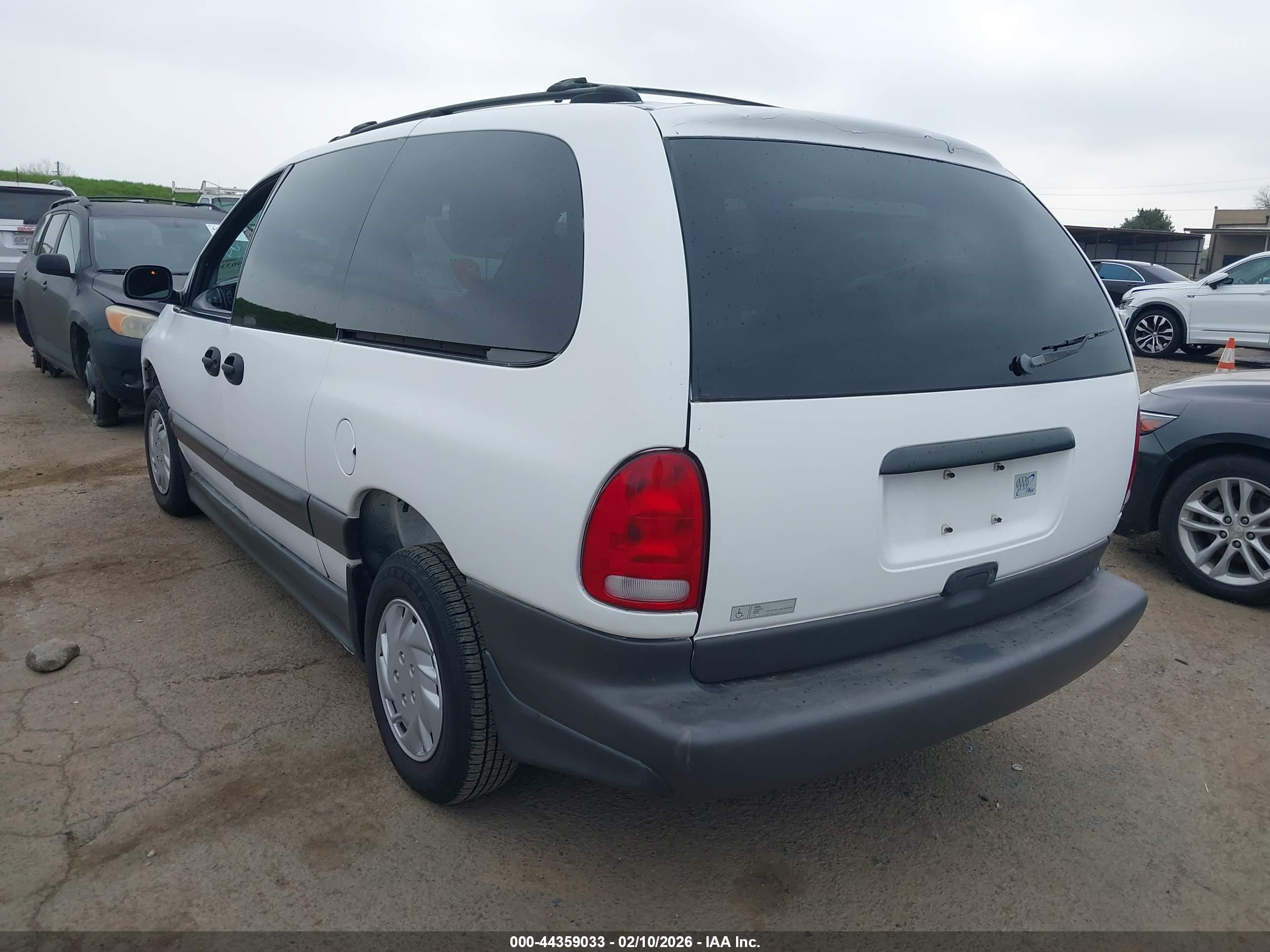 DODGE GRAND image 3