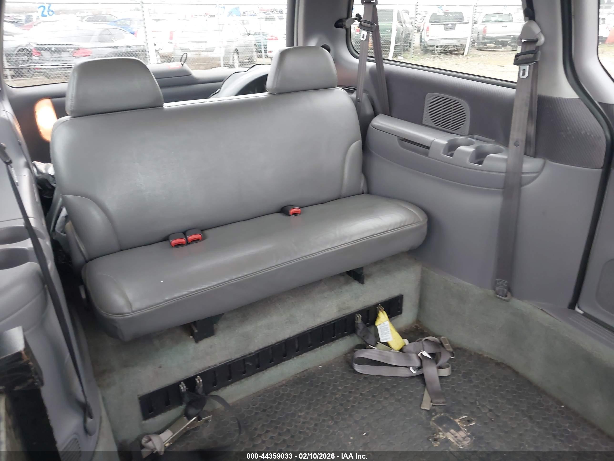 DODGE GRAND image 8