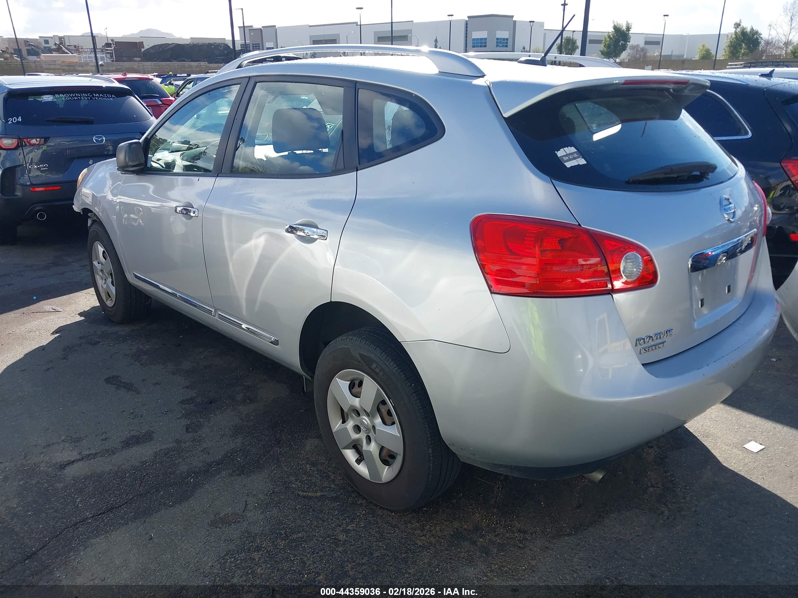 NISSAN ROGUE image 3