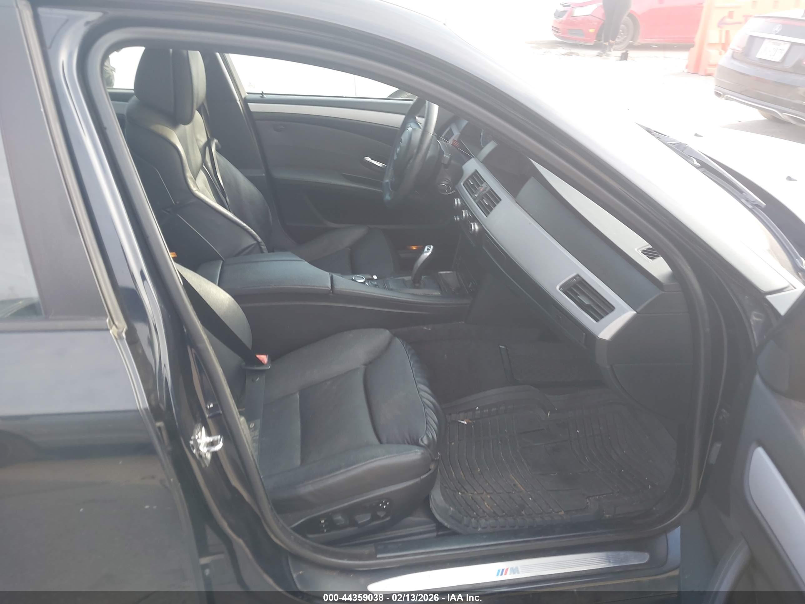 BMW 535I image 5