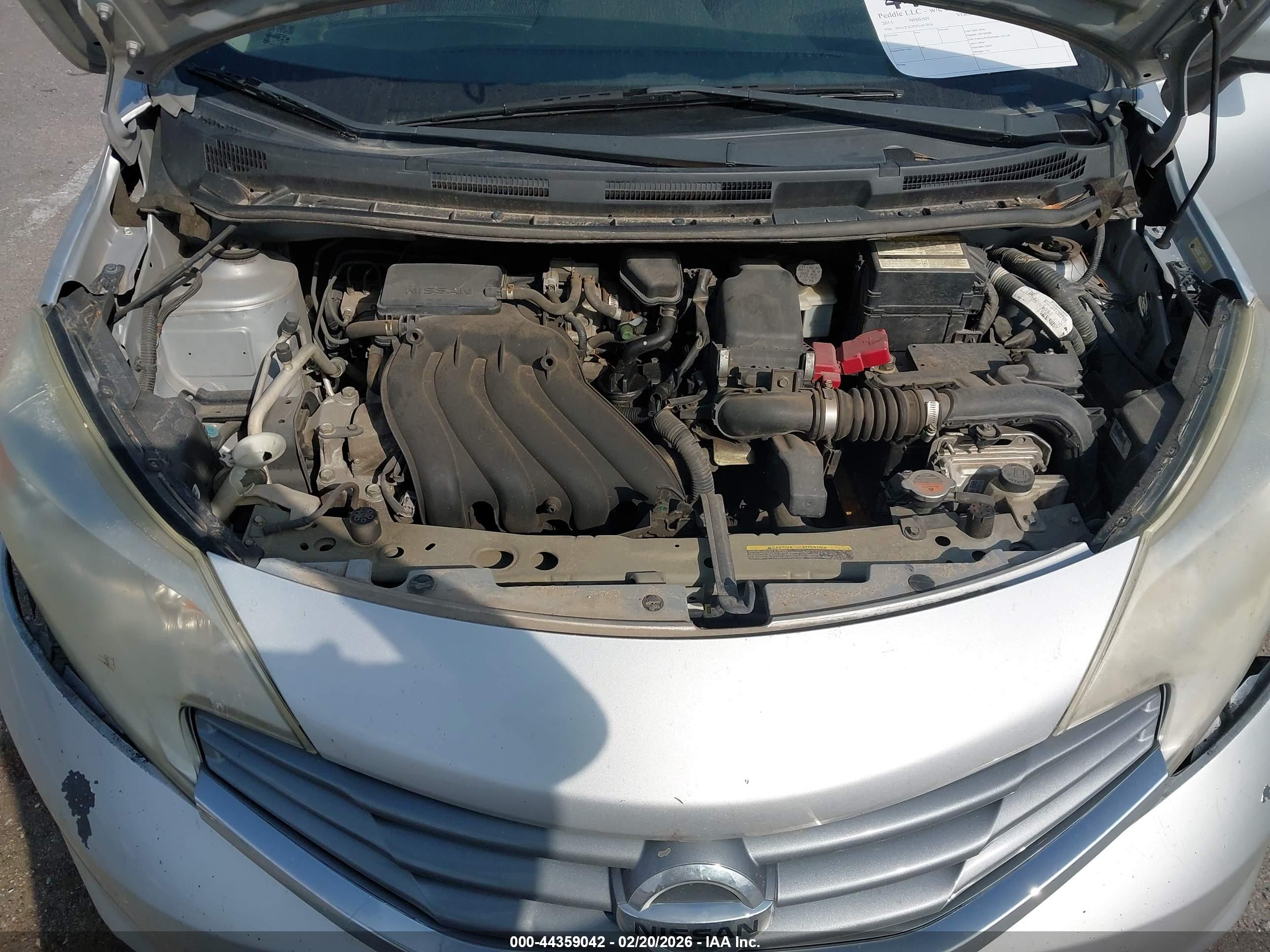 NISSAN VERSA image 10