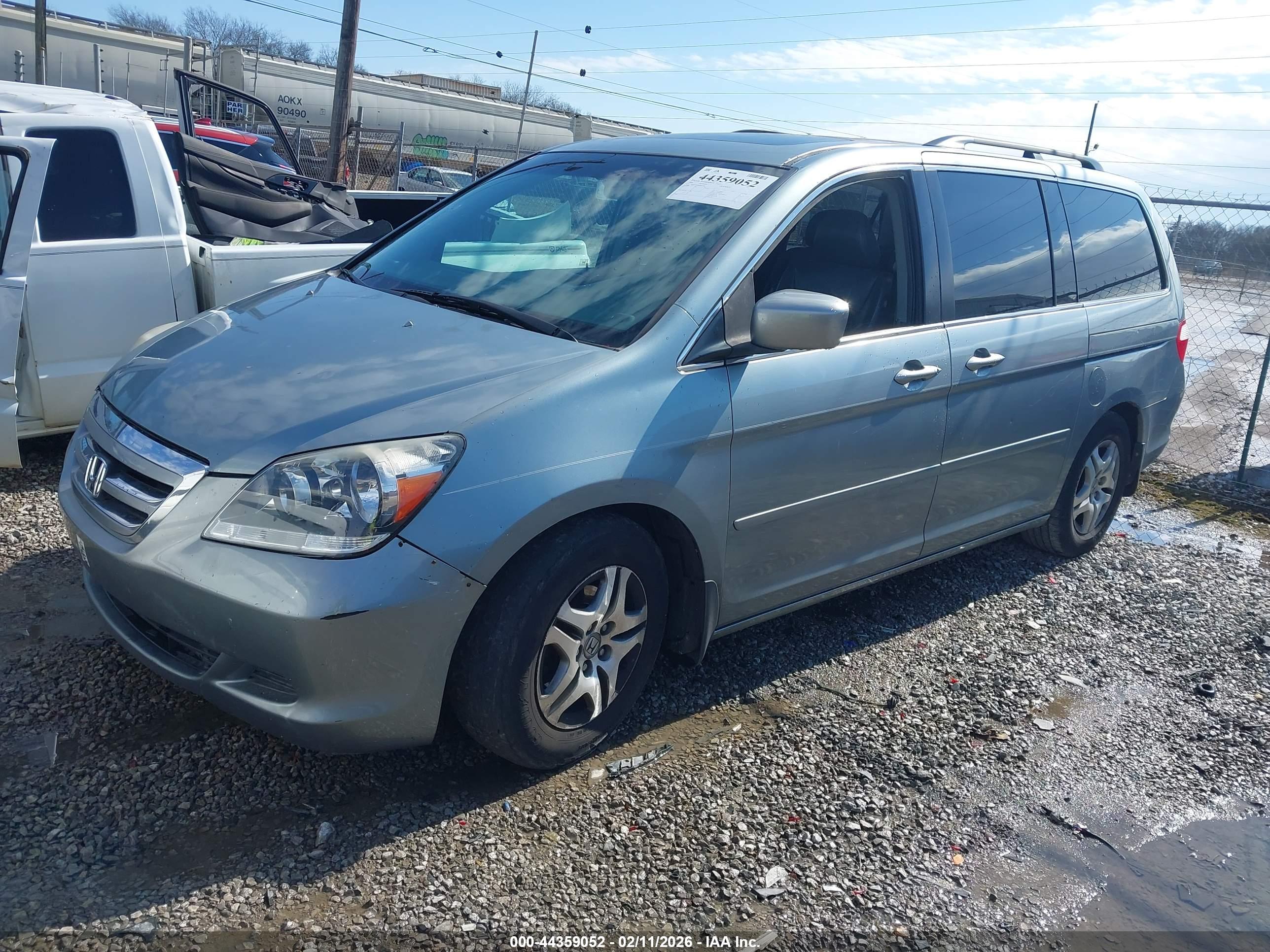 HONDA ODYSSEY image 2