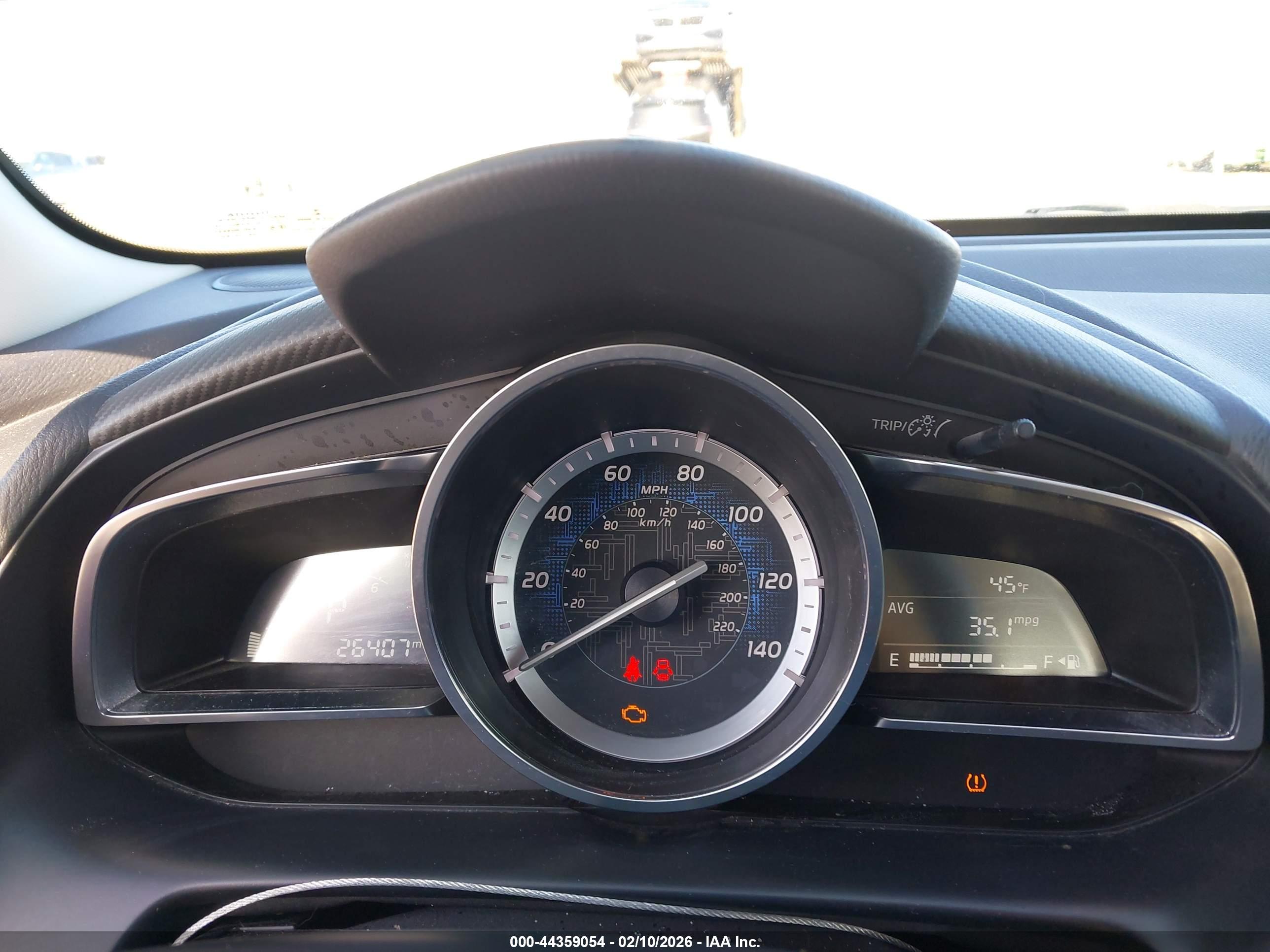 TOYOTA YARIS image 7
