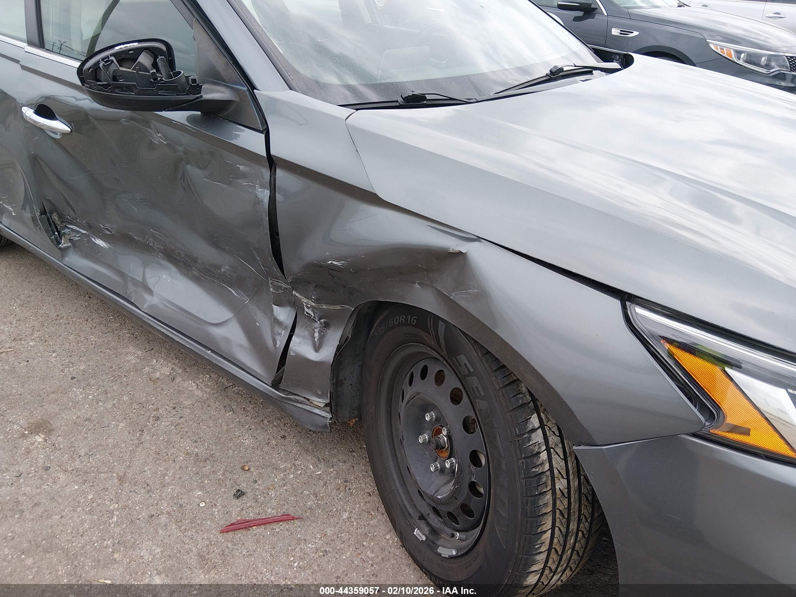 NISSAN ALTIMA image 6