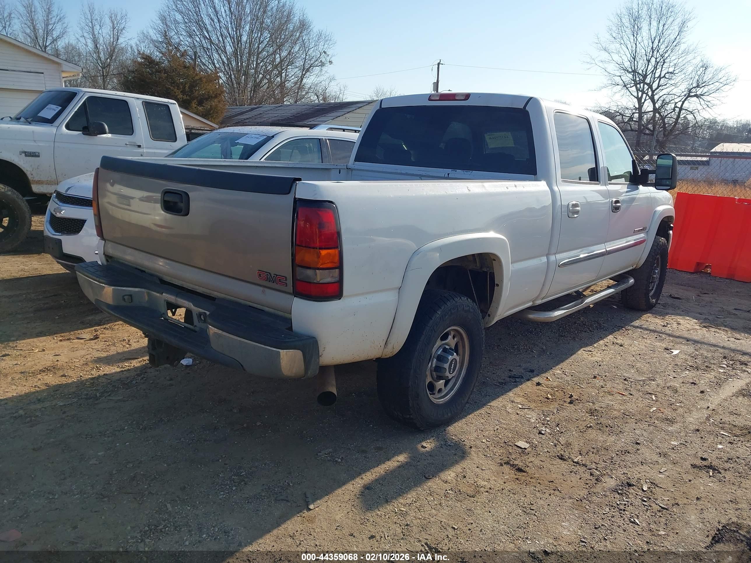 GMC SIERRA image 4