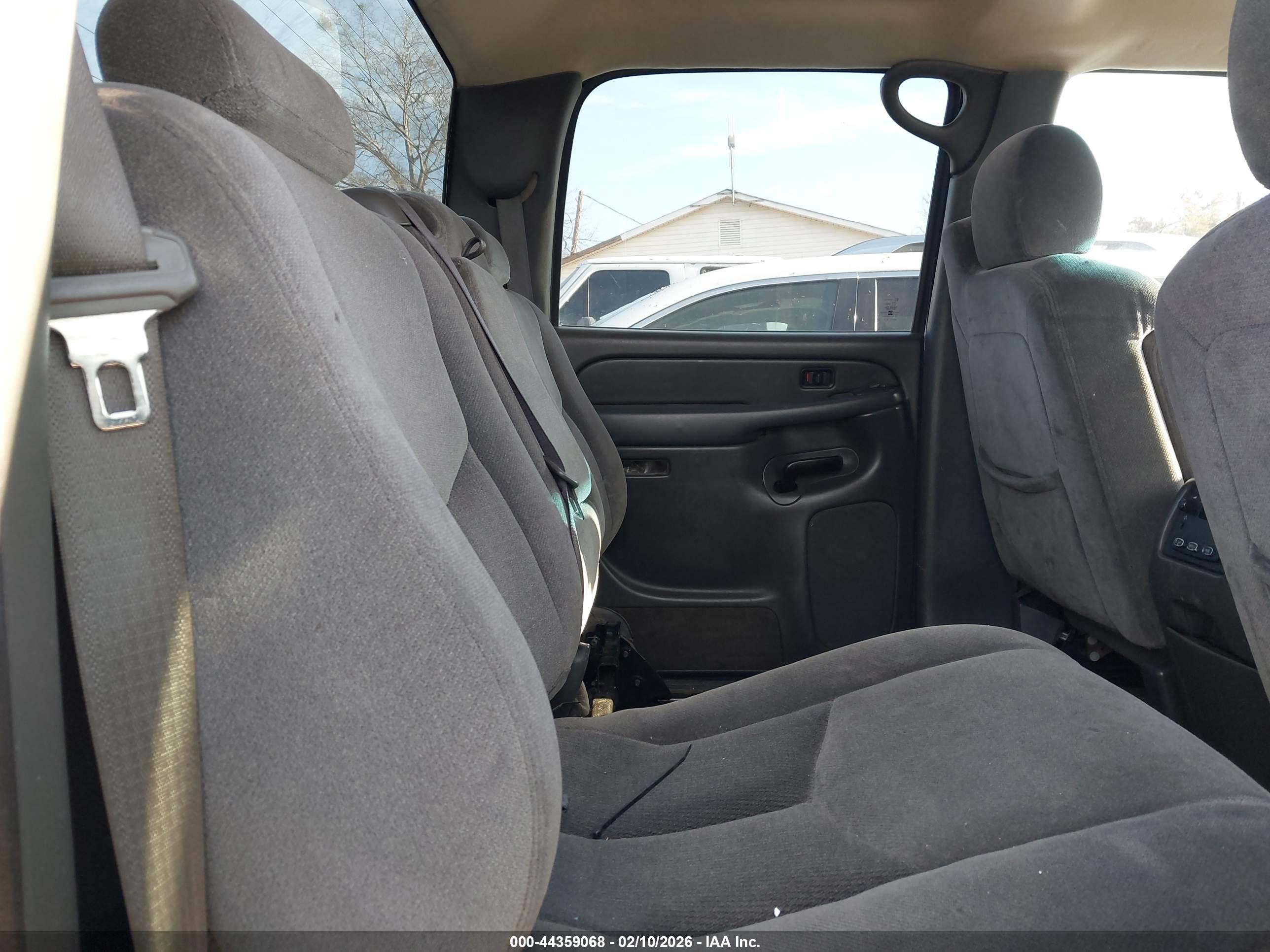 GMC SIERRA image 8