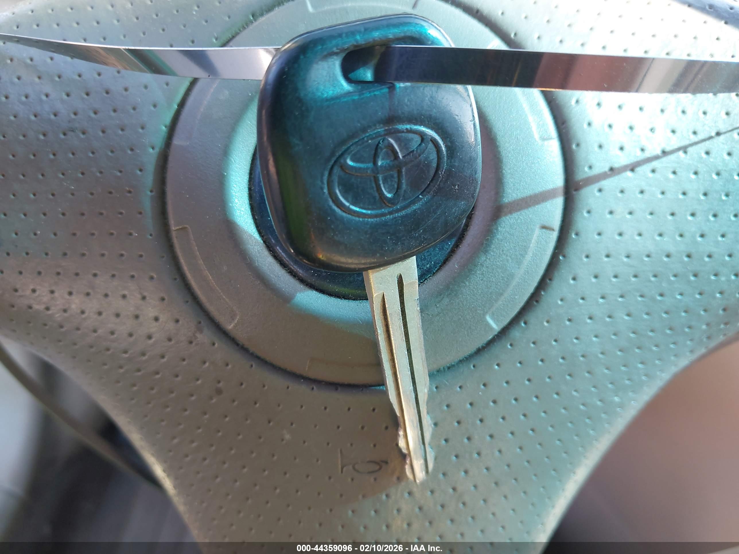 TOYOTA COROLLA image 11