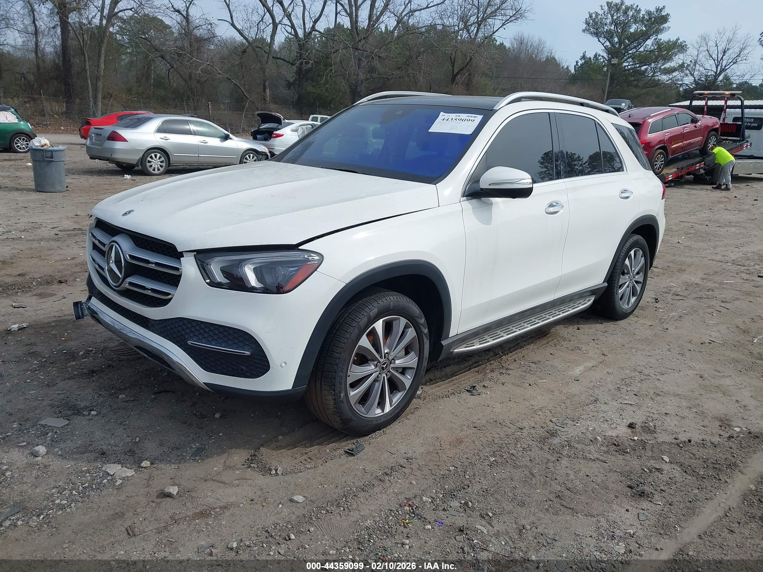 MERCEDES-BENZ GLE image 2