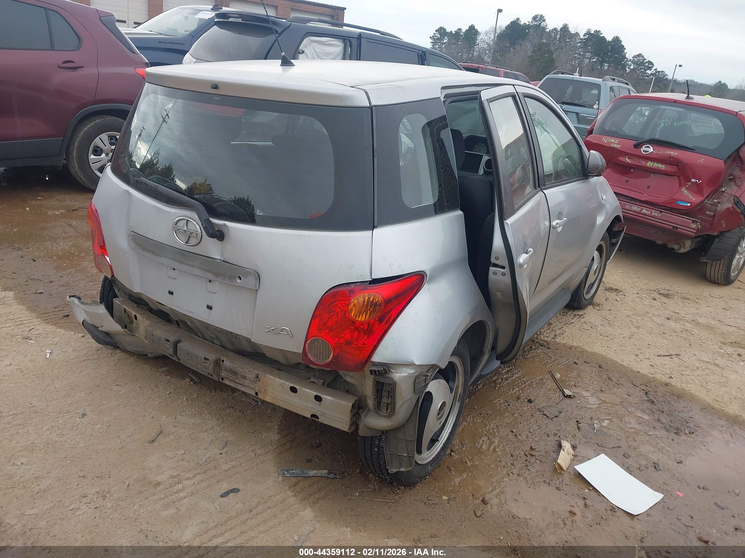 SCION XA image 4