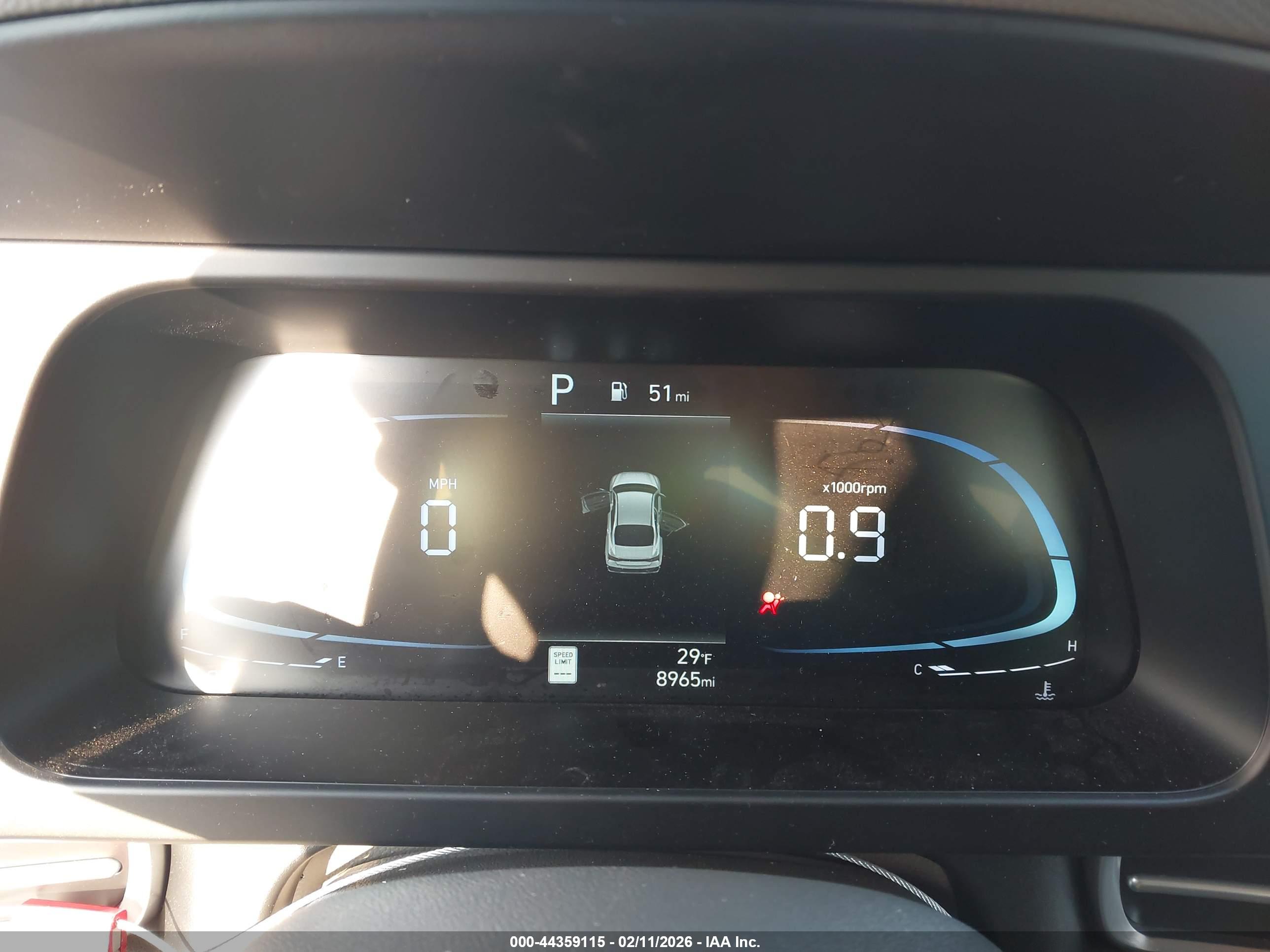 HYUNDAI ELANTRA image 7