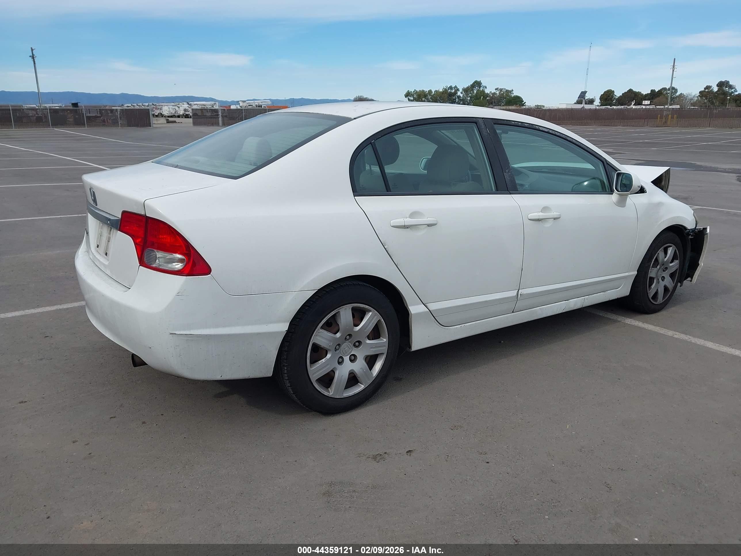 HONDA CIVIC image 4