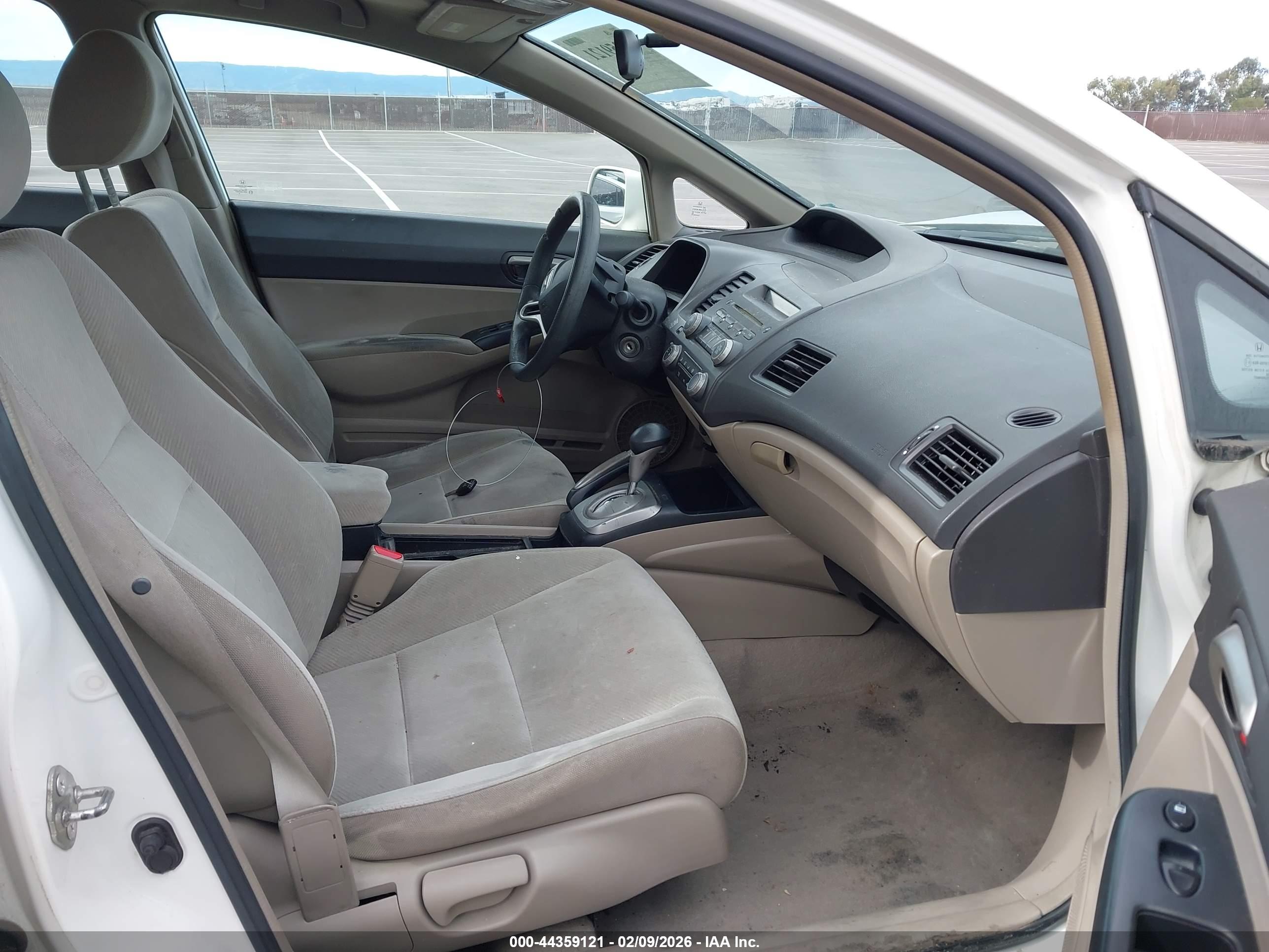 HONDA CIVIC image 5
