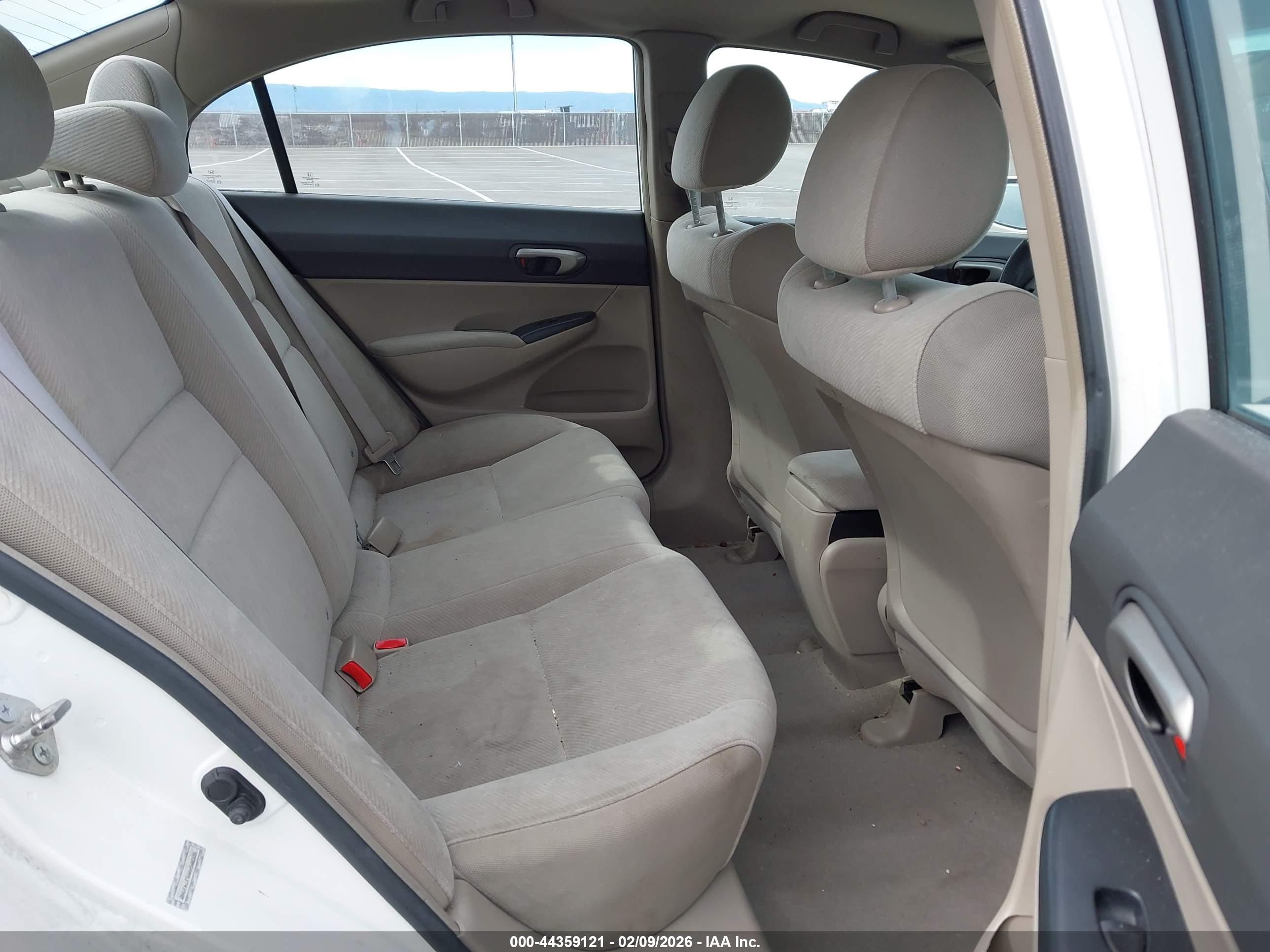 HONDA CIVIC image 8