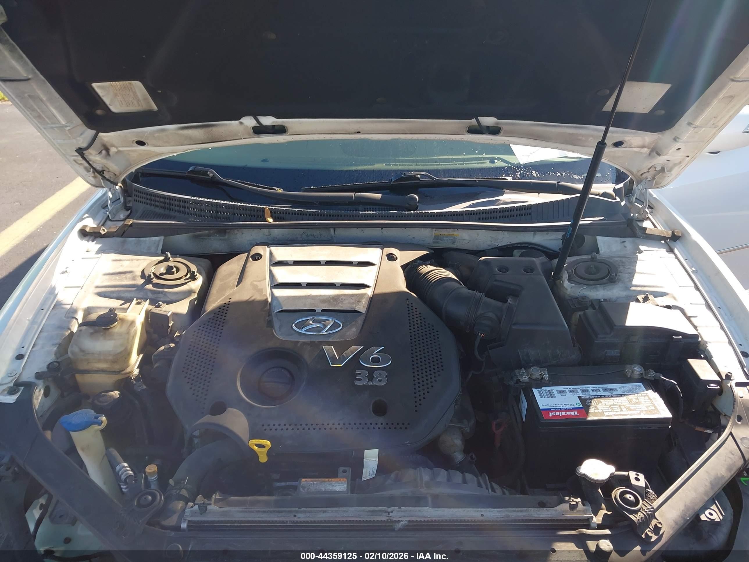 HYUNDAI AZERA image 10
