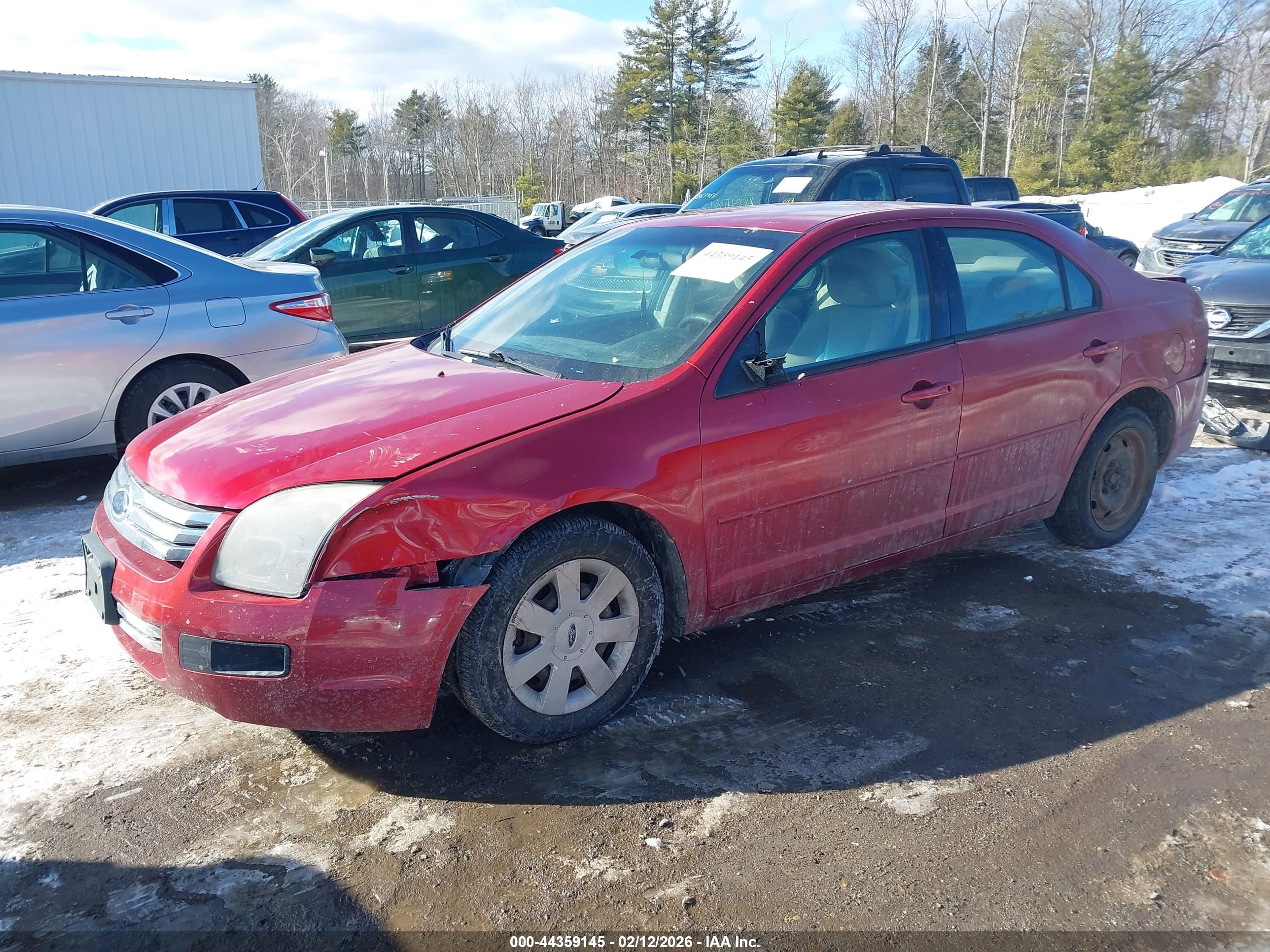 FORD FUSION image 2