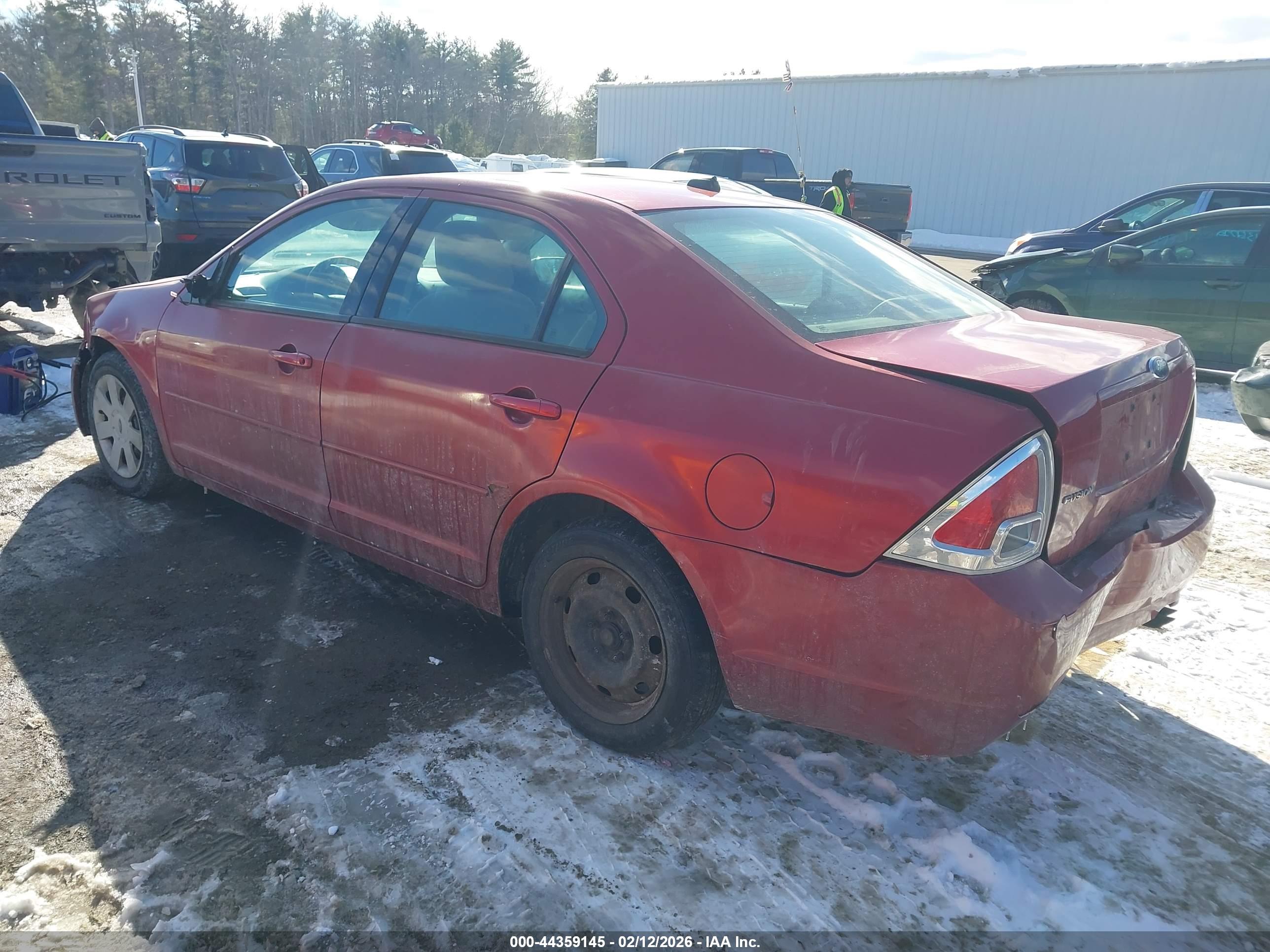 FORD FUSION image 3