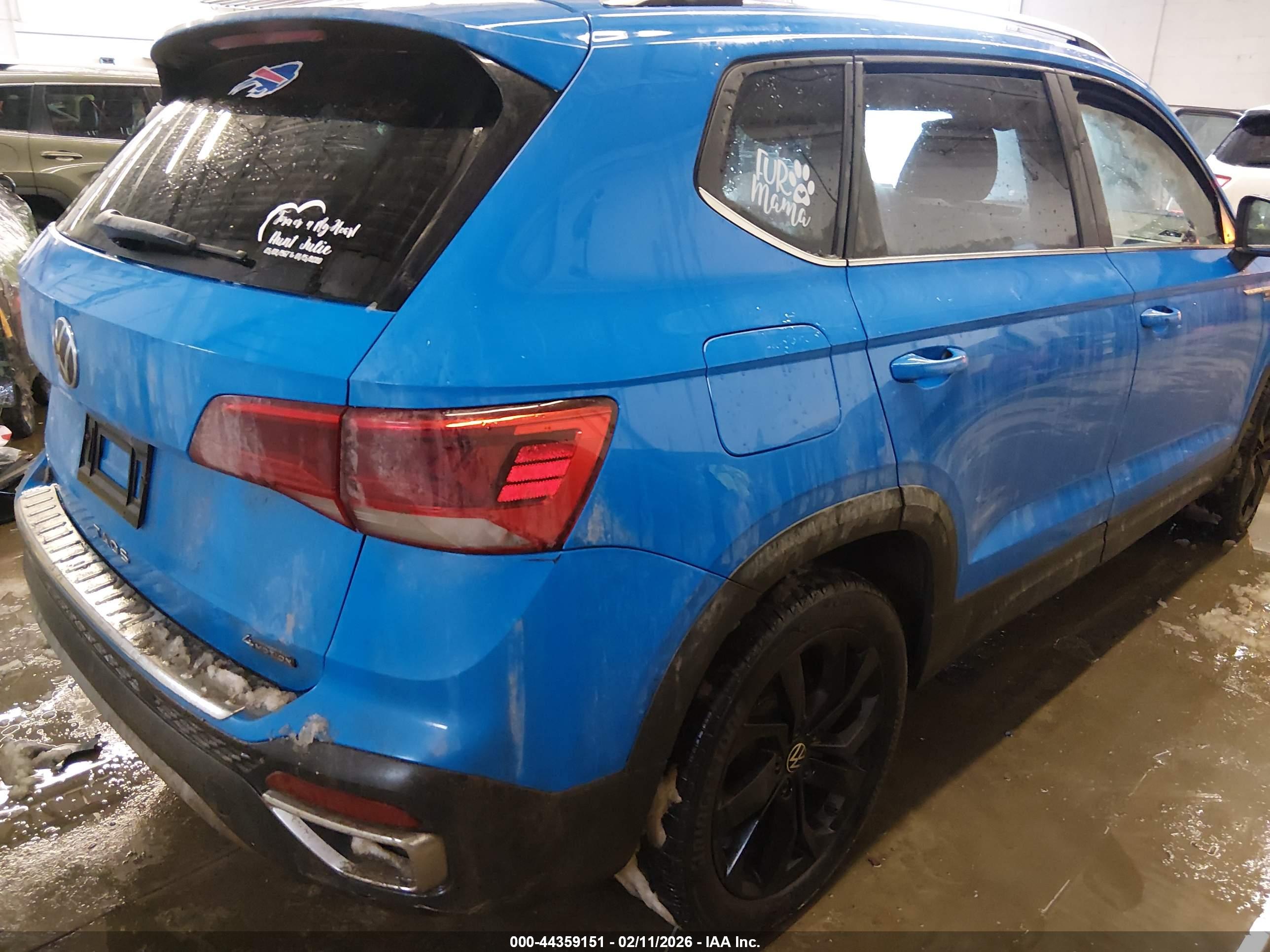 VOLKSWAGEN TAOS image 4