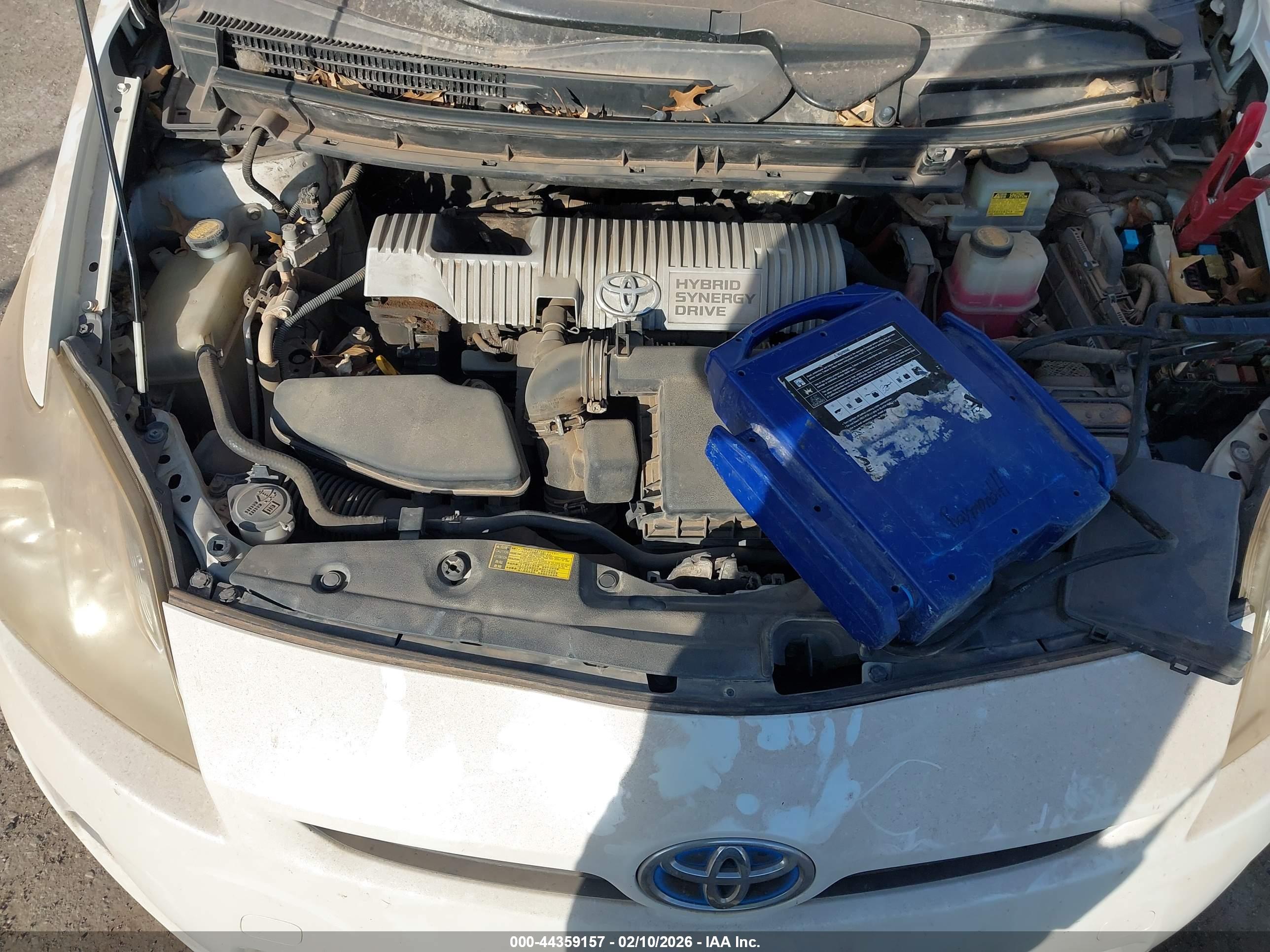 TOYOTA PRIUS image 10