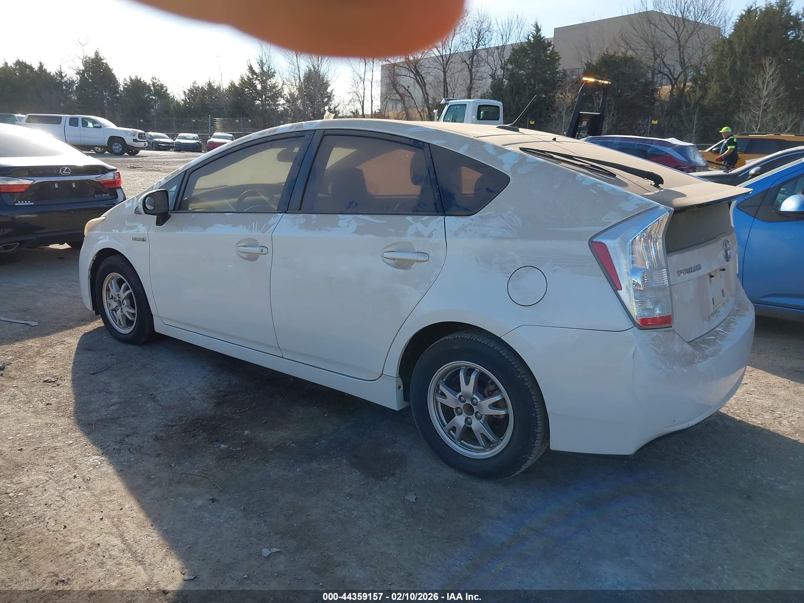 TOYOTA PRIUS image 3