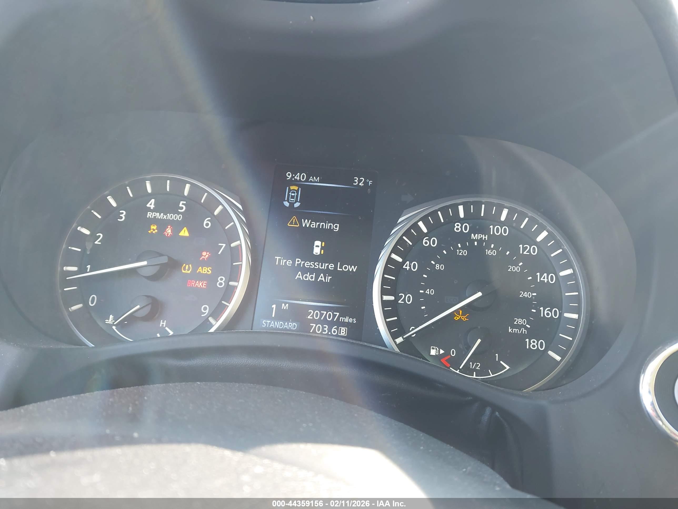INFINITI Q50 image 7