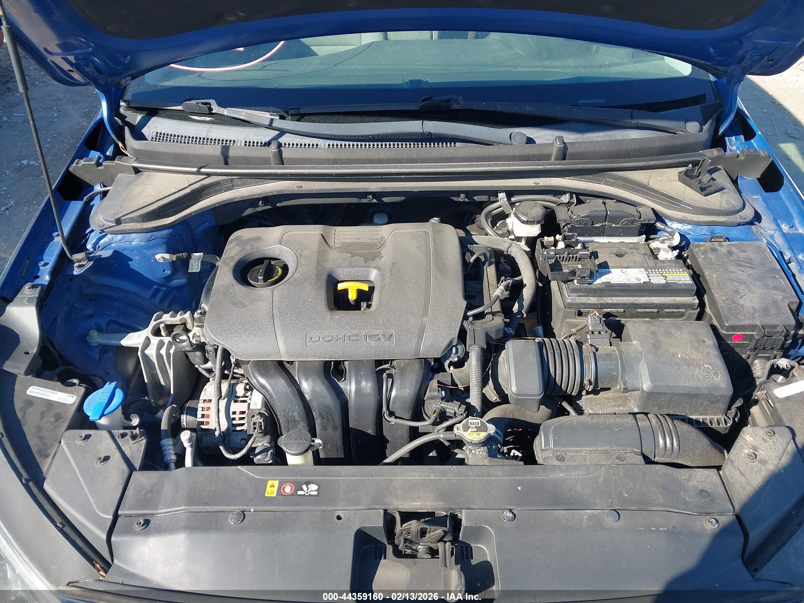 HYUNDAI ELANTRA image 10