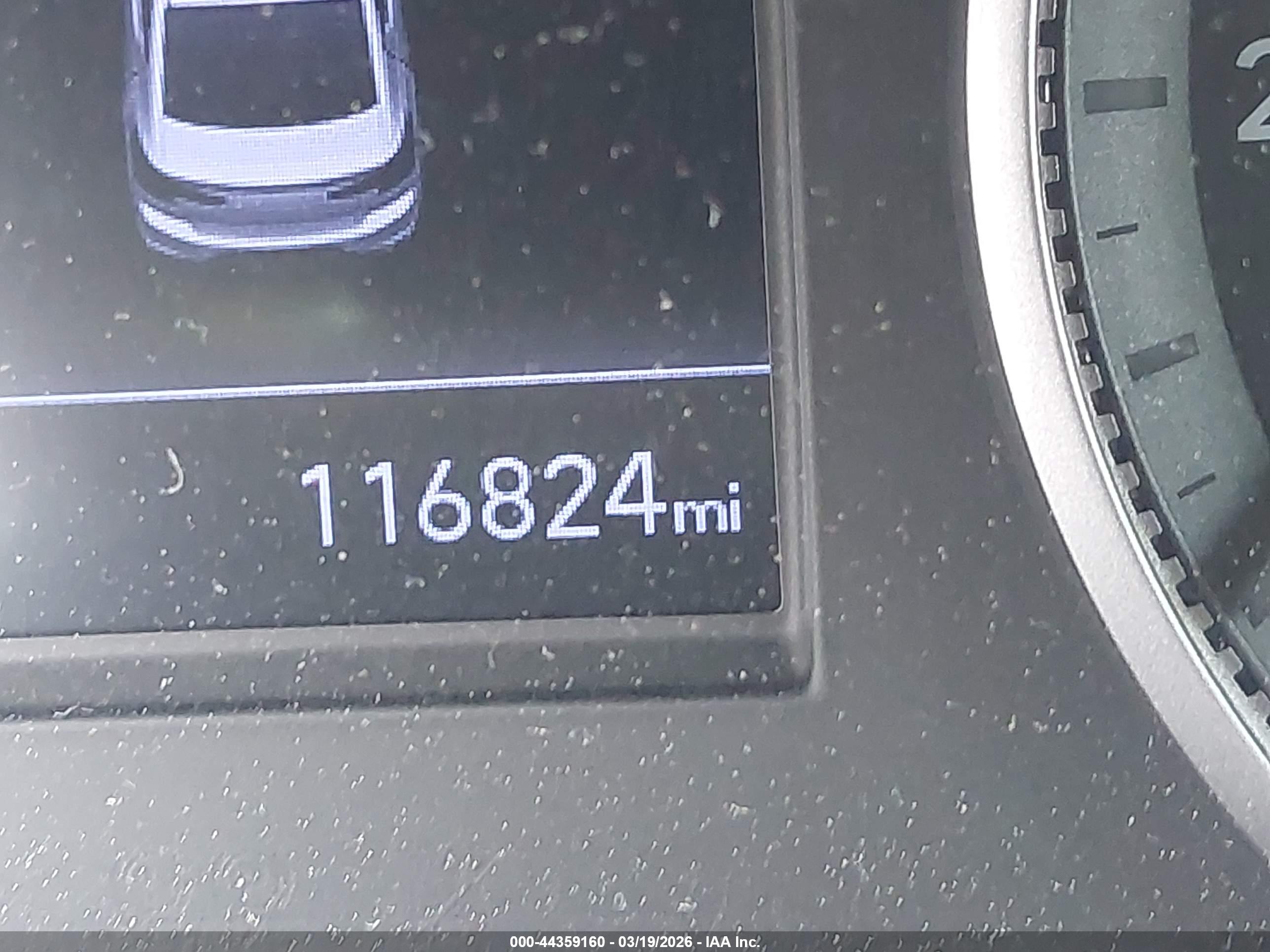 HYUNDAI ELANTRA image 7