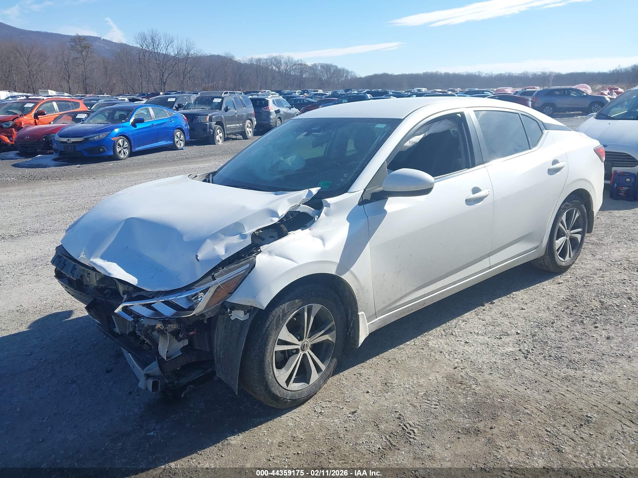 NISSAN SENTRA image 2