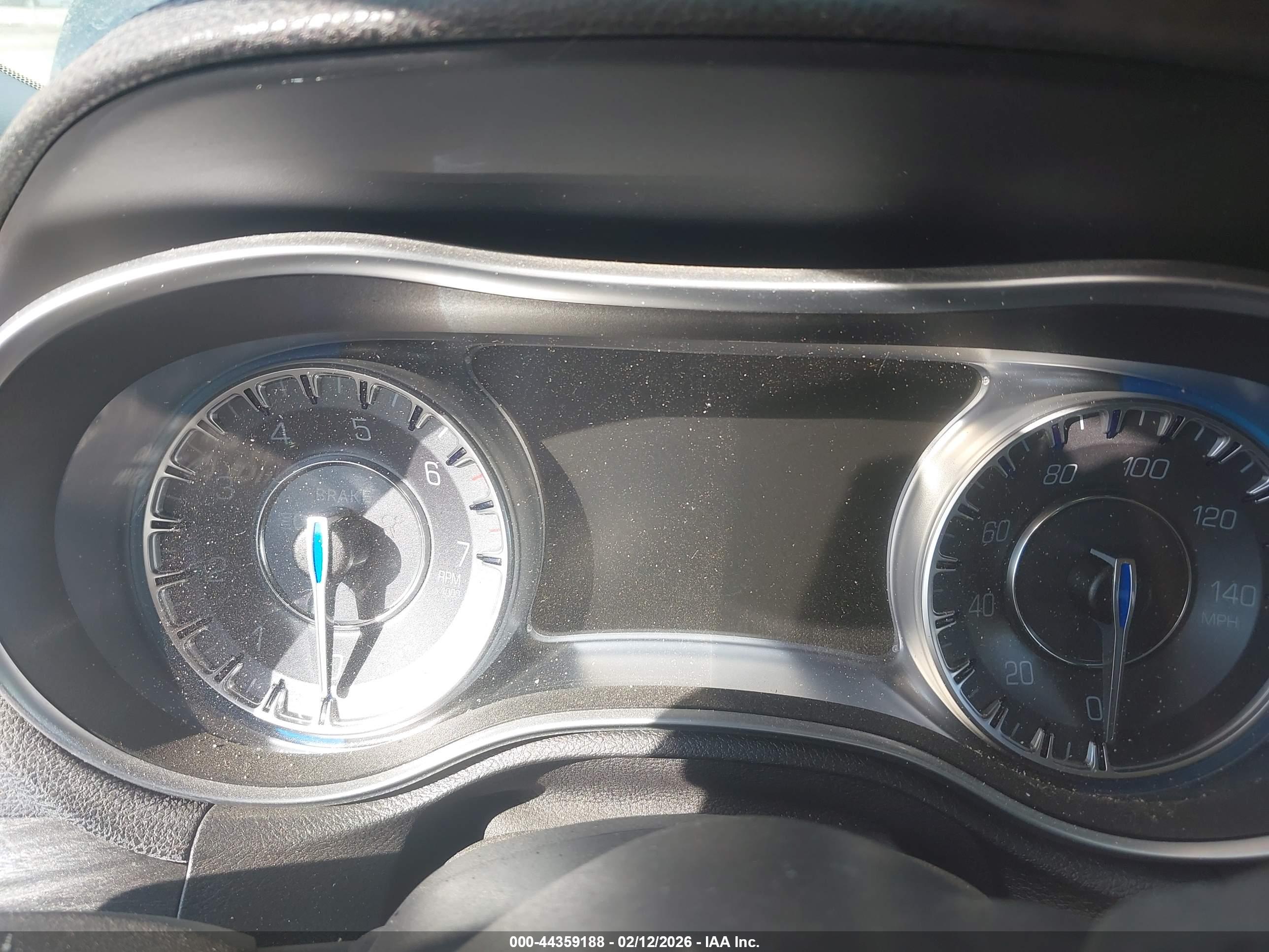 CHRYSLER 300 image 7