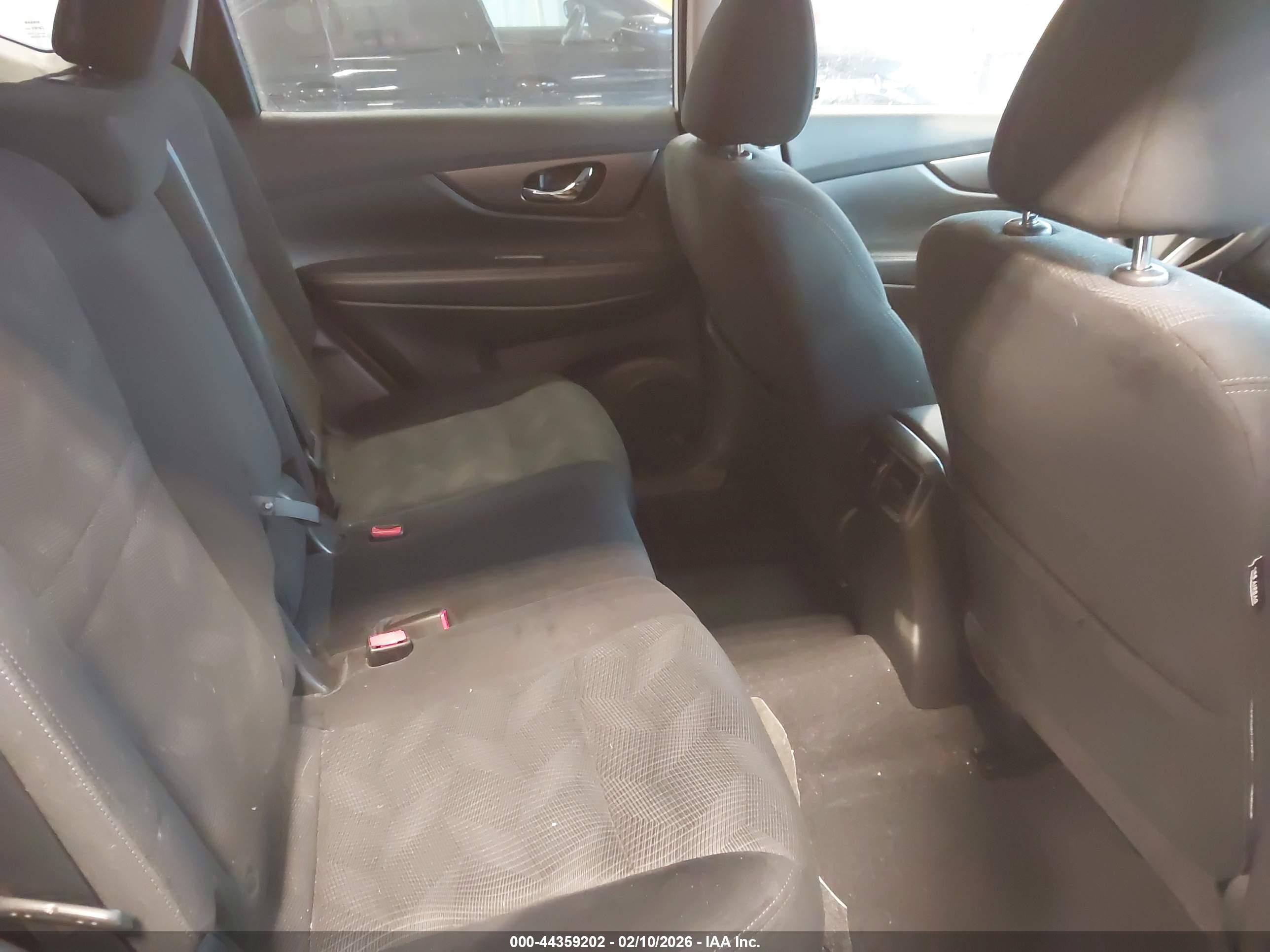 NISSAN ROGUE image 8