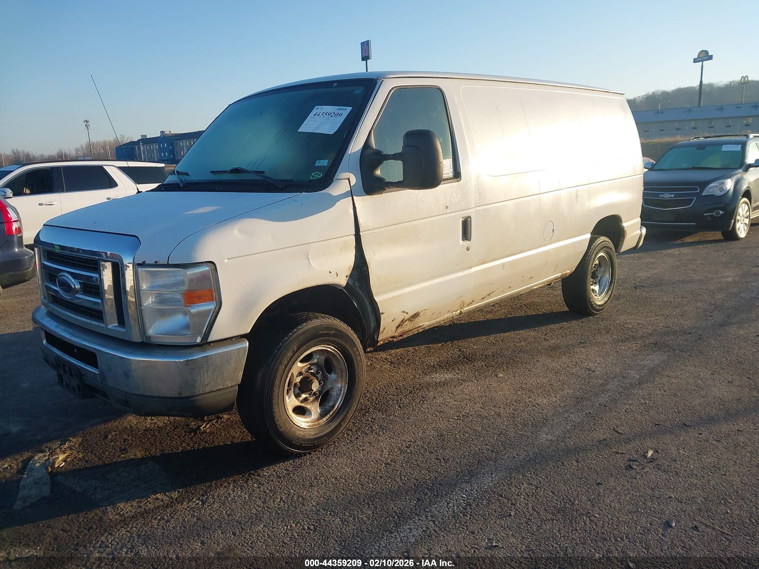 FORD ECONOLINE image 2