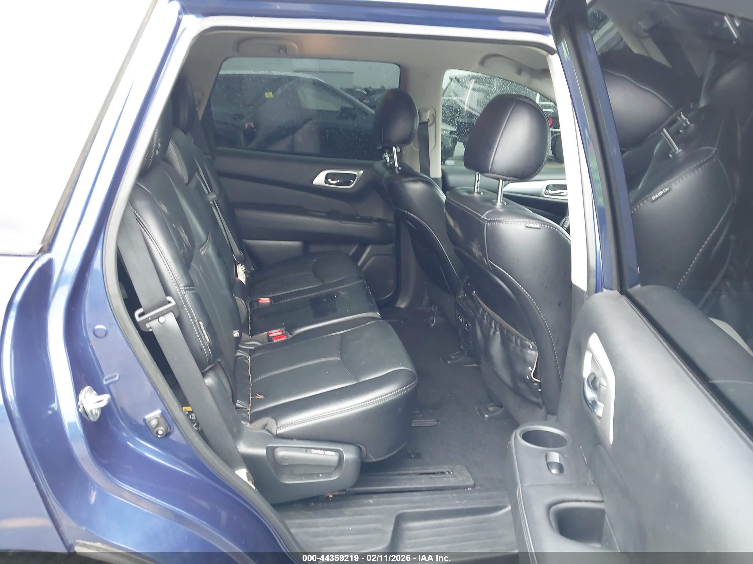 NISSAN PATHFINDER image 8