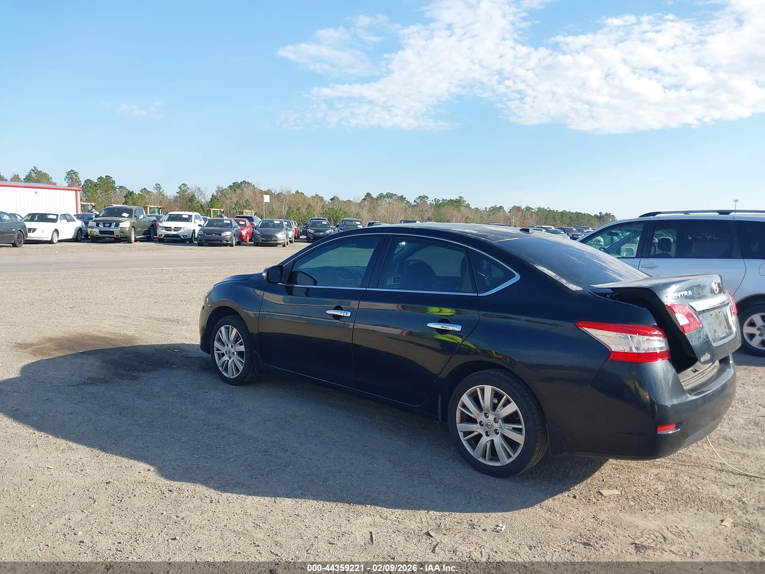 NISSAN SENTRA image 3