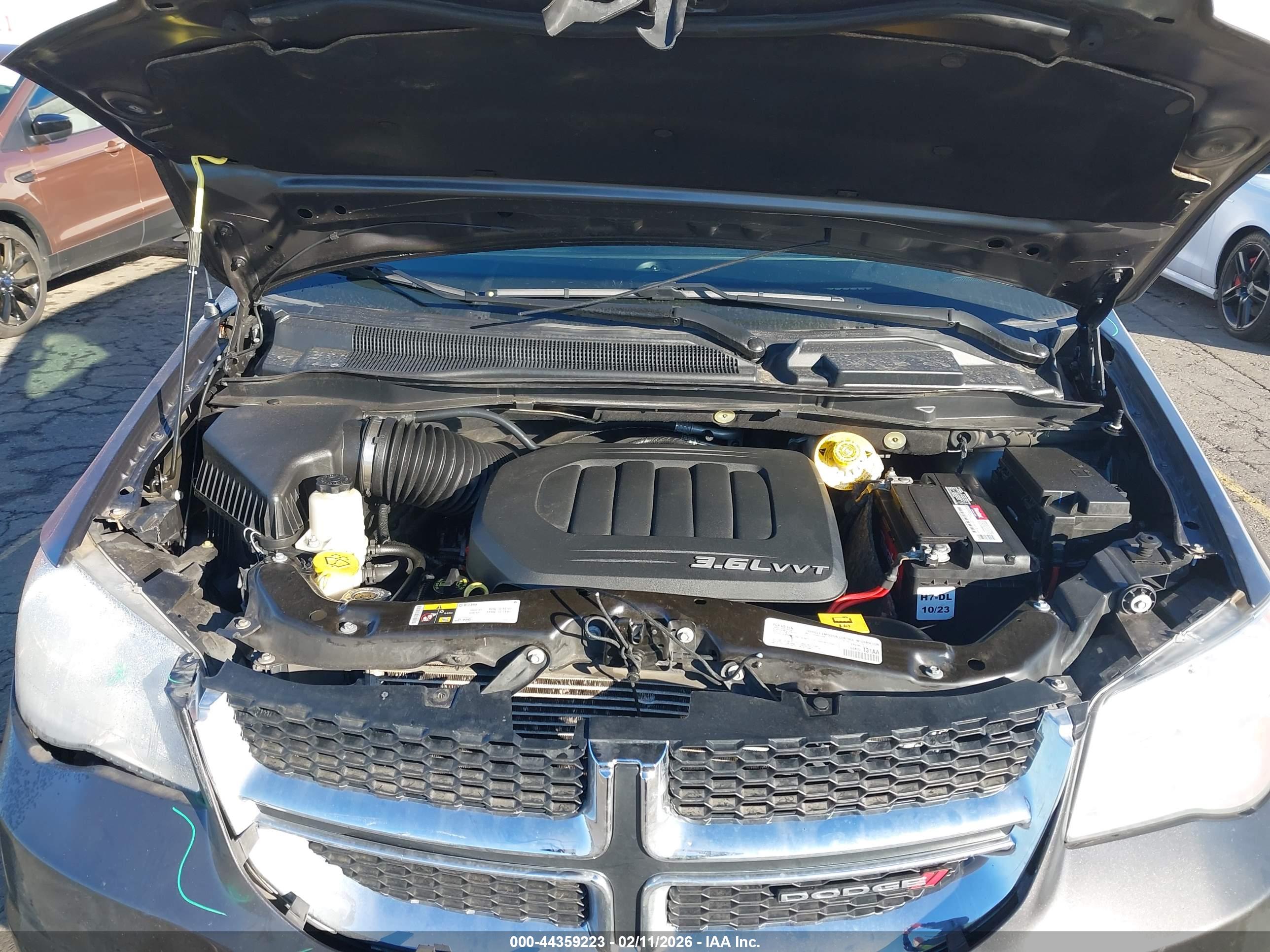 DODGE GRAND image 10