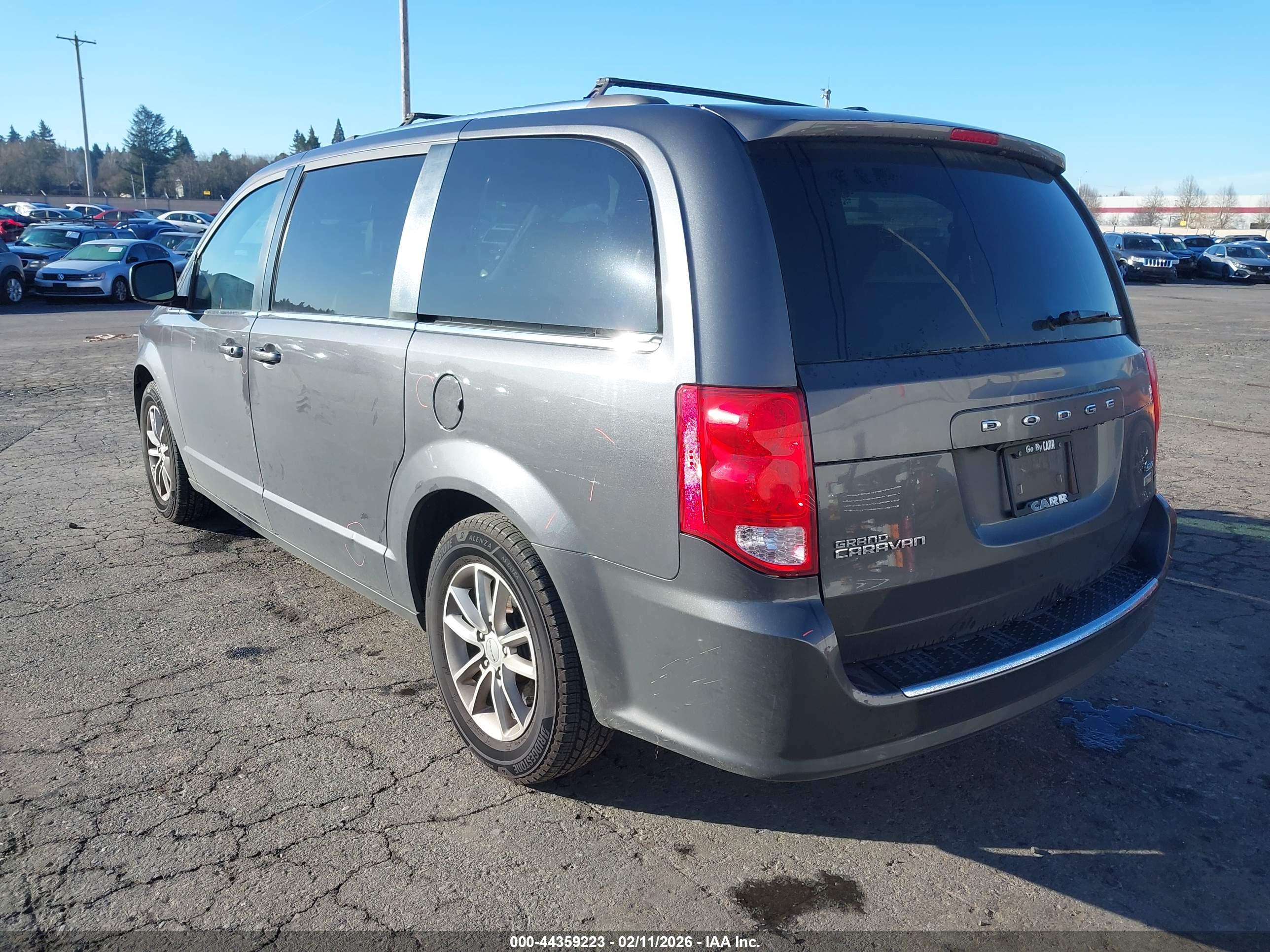 DODGE GRAND image 3